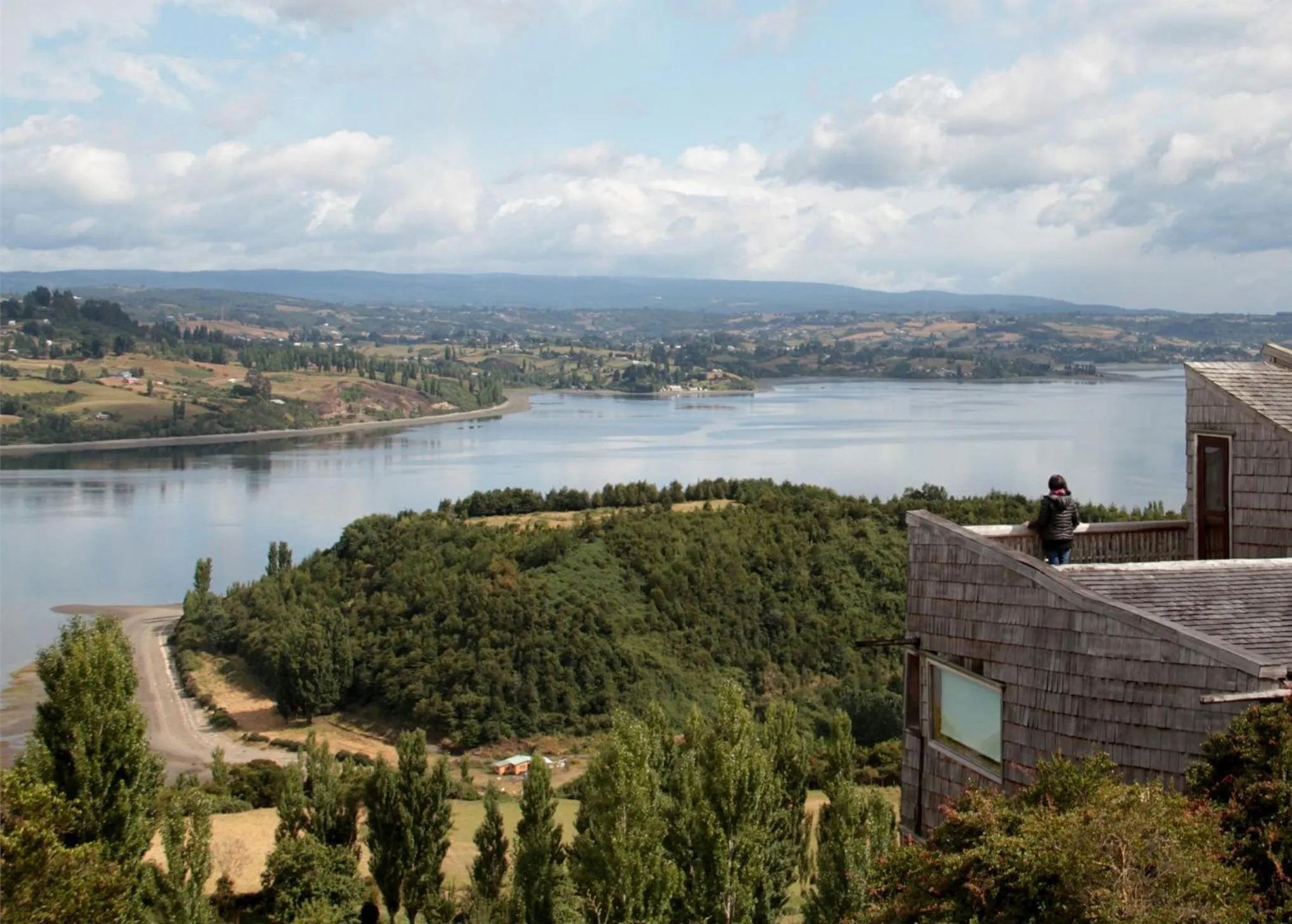 Lake view in OCIO Territorial Hotel