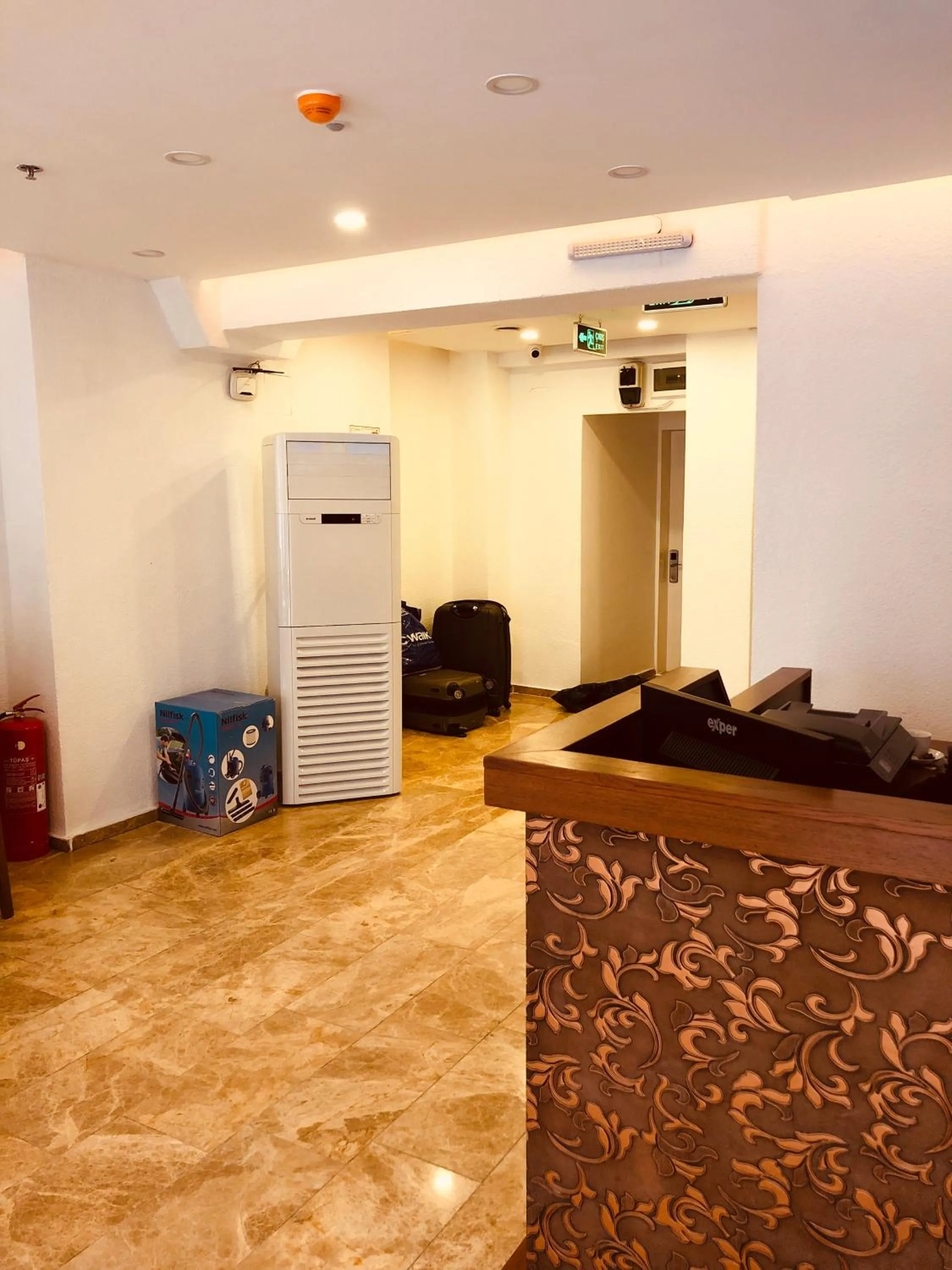 Lobby or reception in Beyhan Hotel