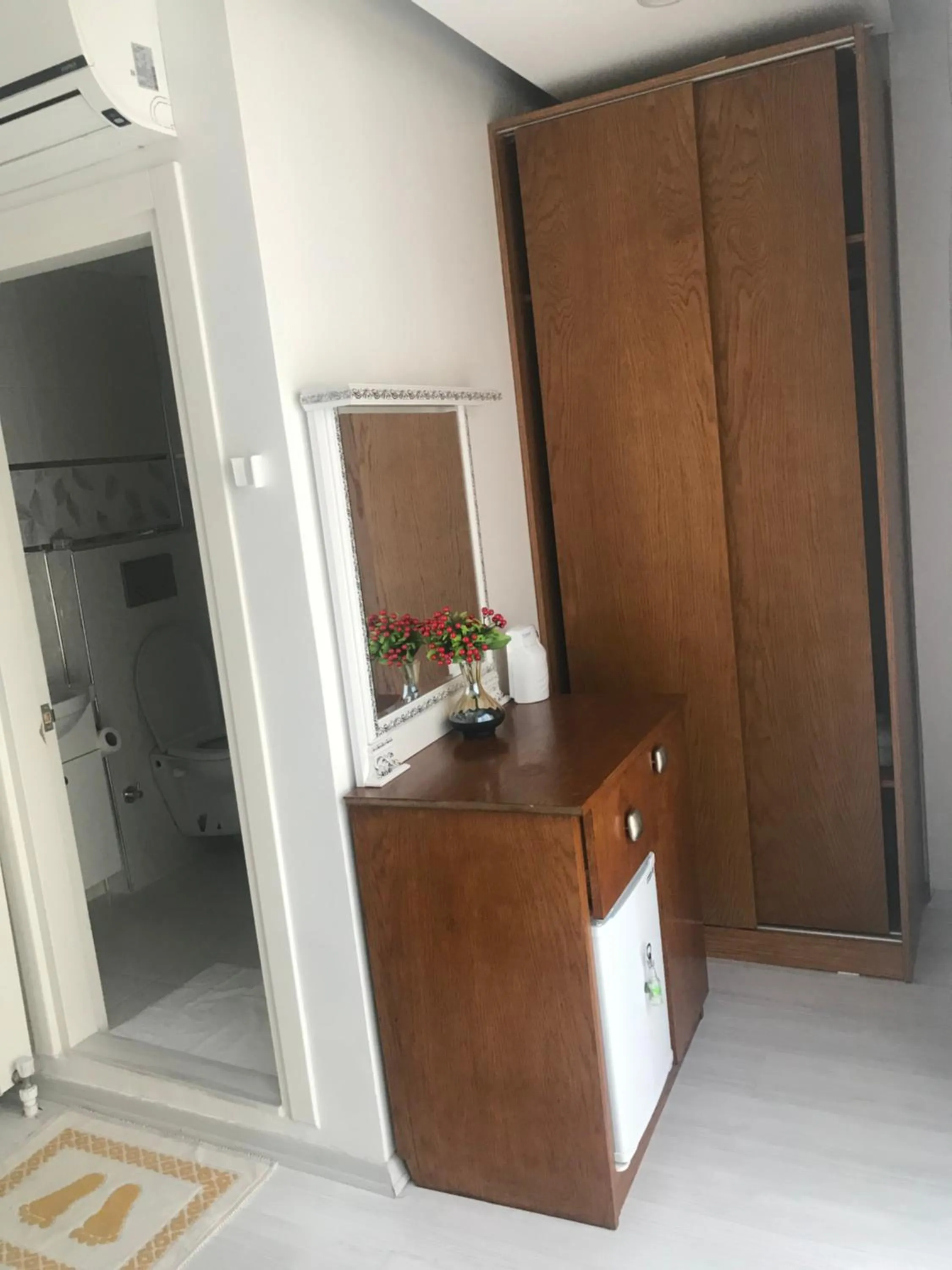 Decorative detail in Beyhan Hotel