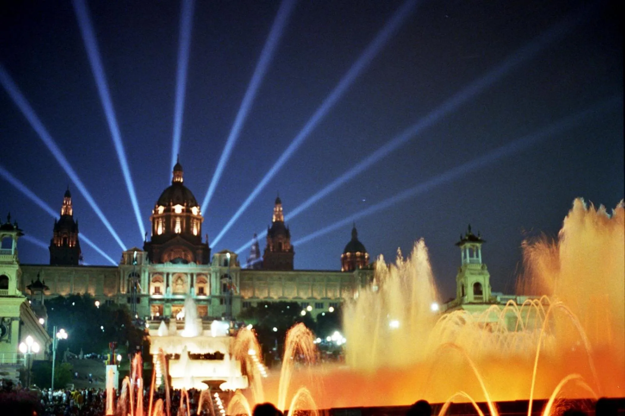 Area and facilities in Spot Smart Nomad