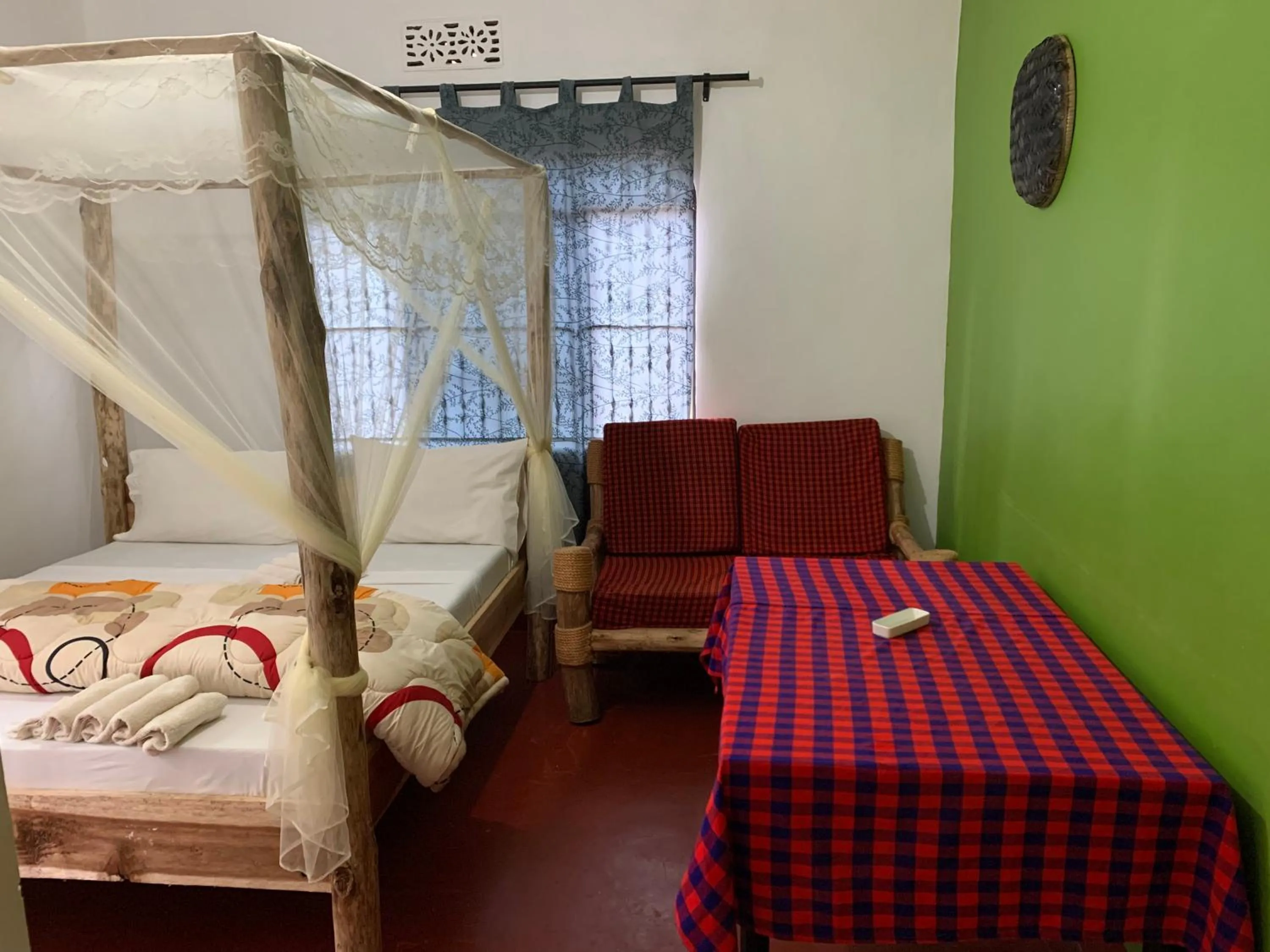 Photo of the whole room, Bed in The Better Inn