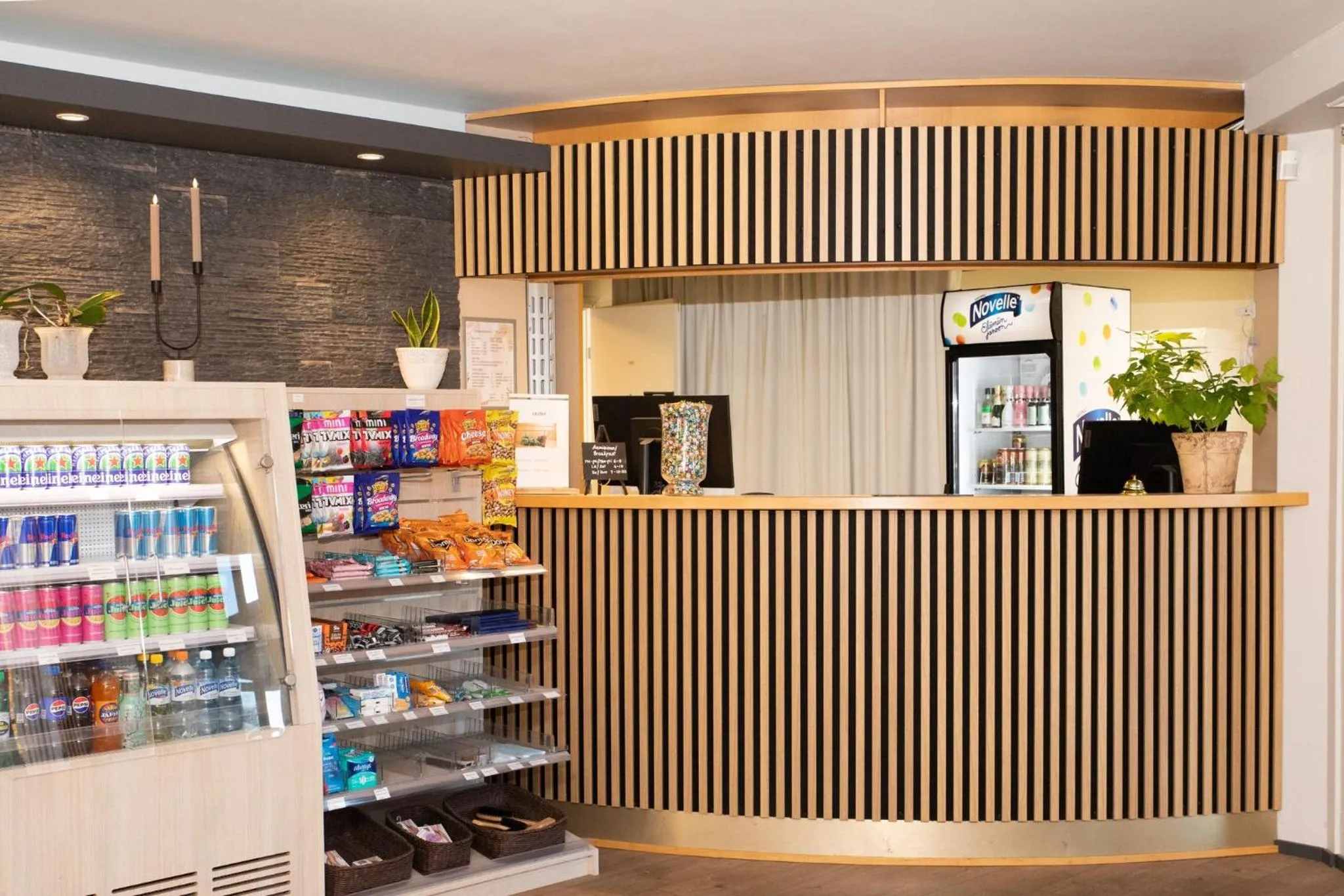 Lobby or reception in Hotel Jokipuisto