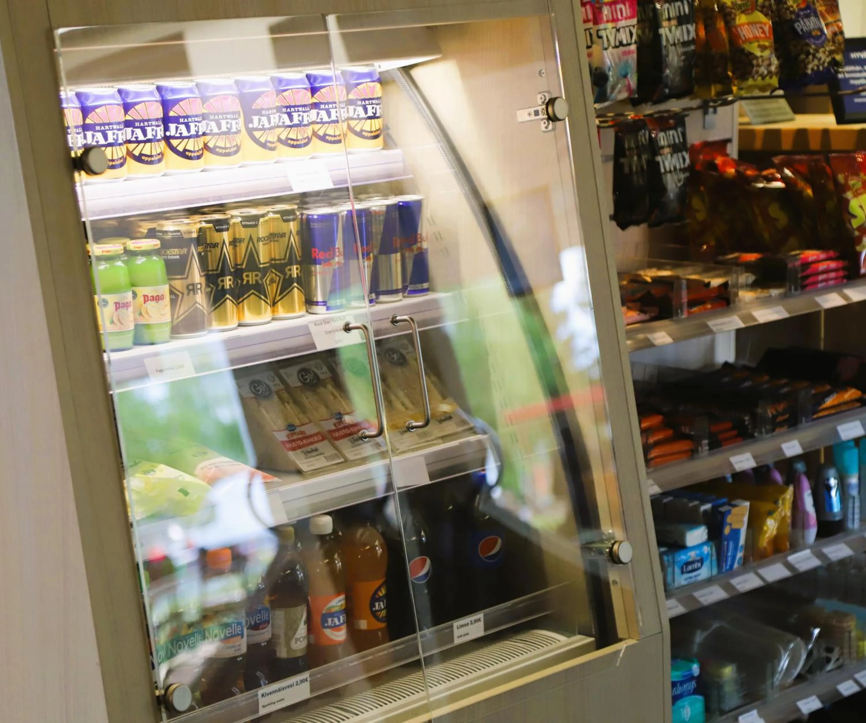 Shopping Area in Hotel Jokipuisto