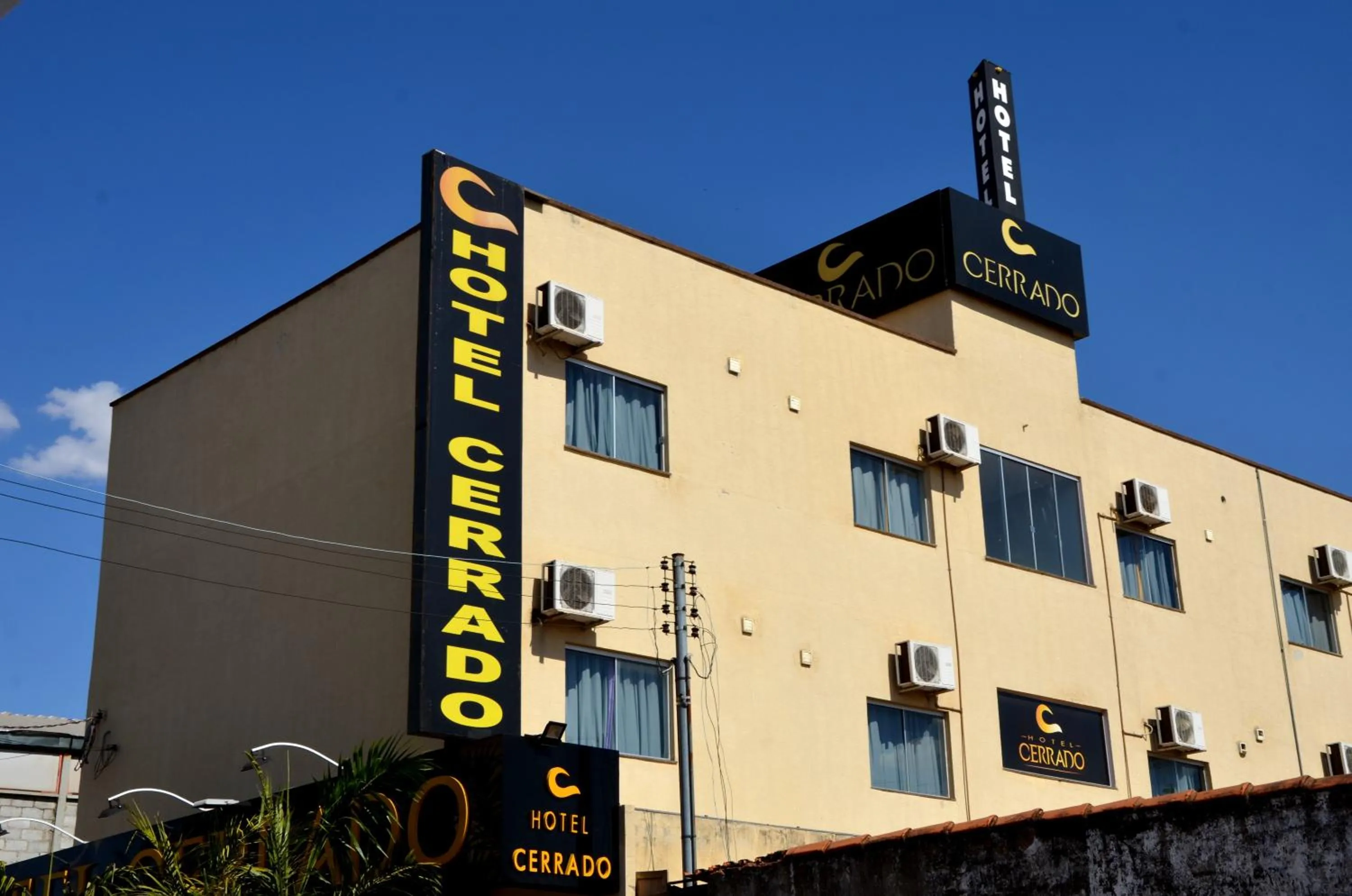Property building in Hotel Cerrado