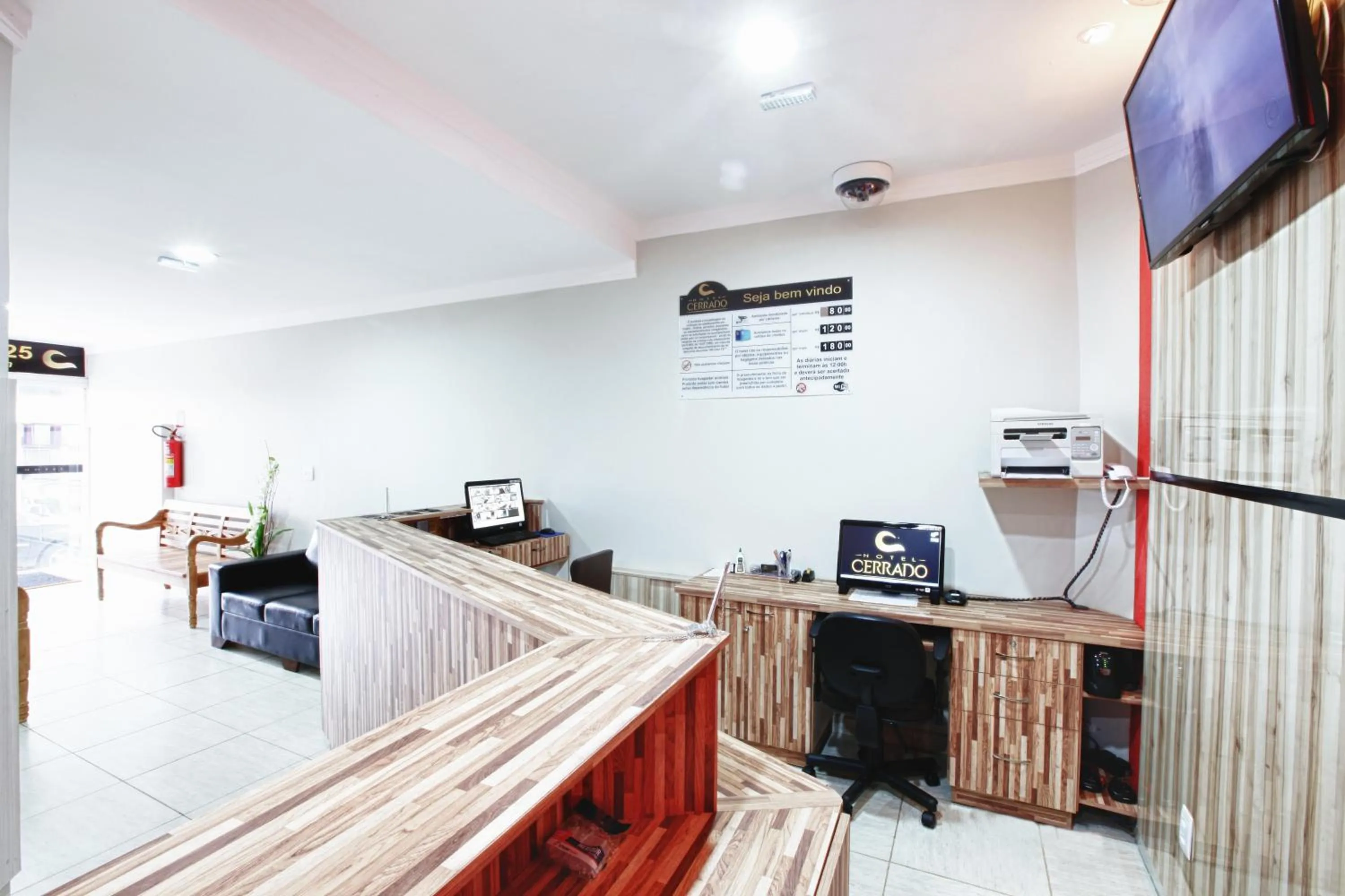 Hotel Cerrado