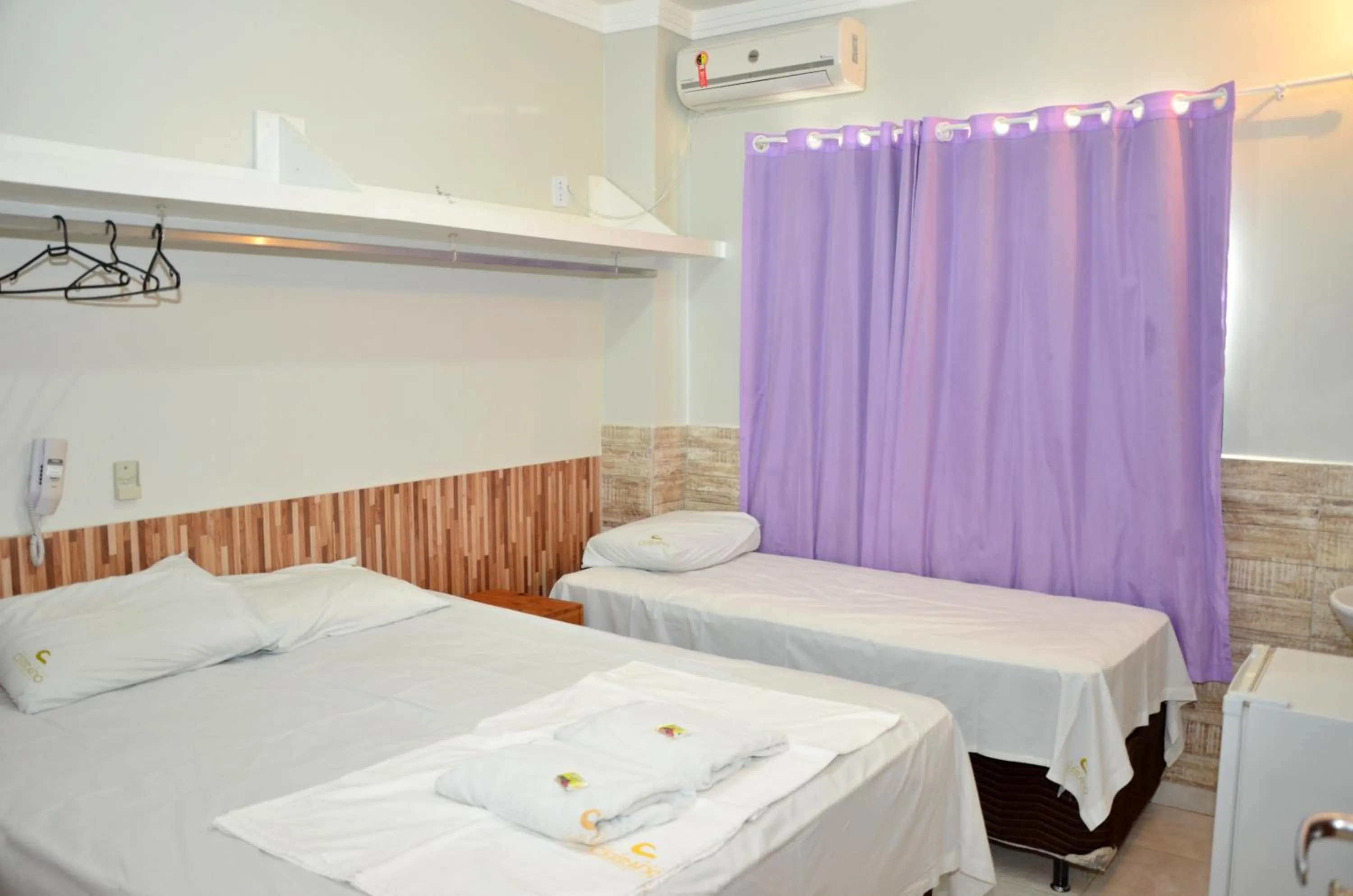 Bed in Hotel Cerrado