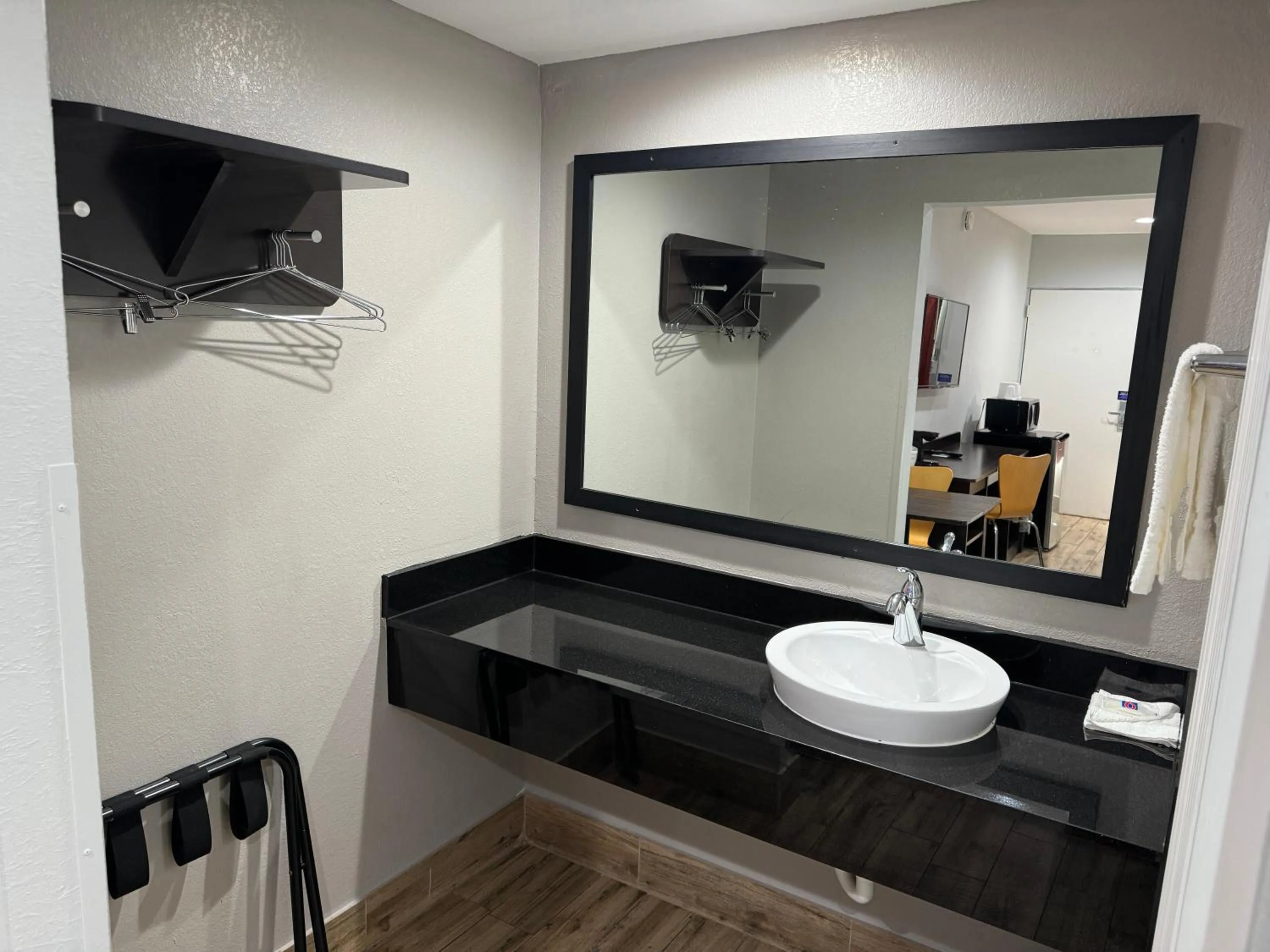 Bathroom in Motel 6 Englewood, FL