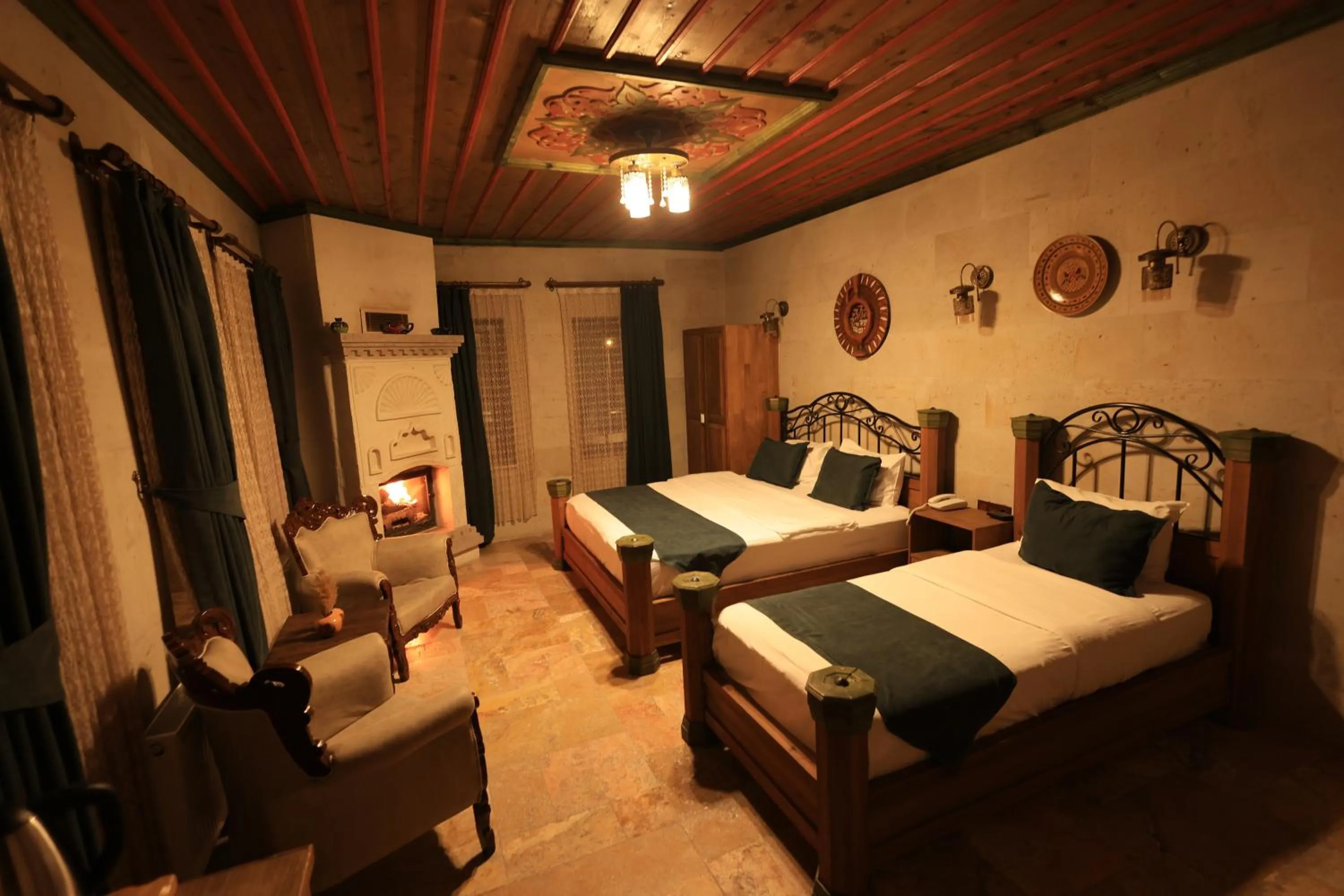 Bedroom, Bed in Katapa Stone House