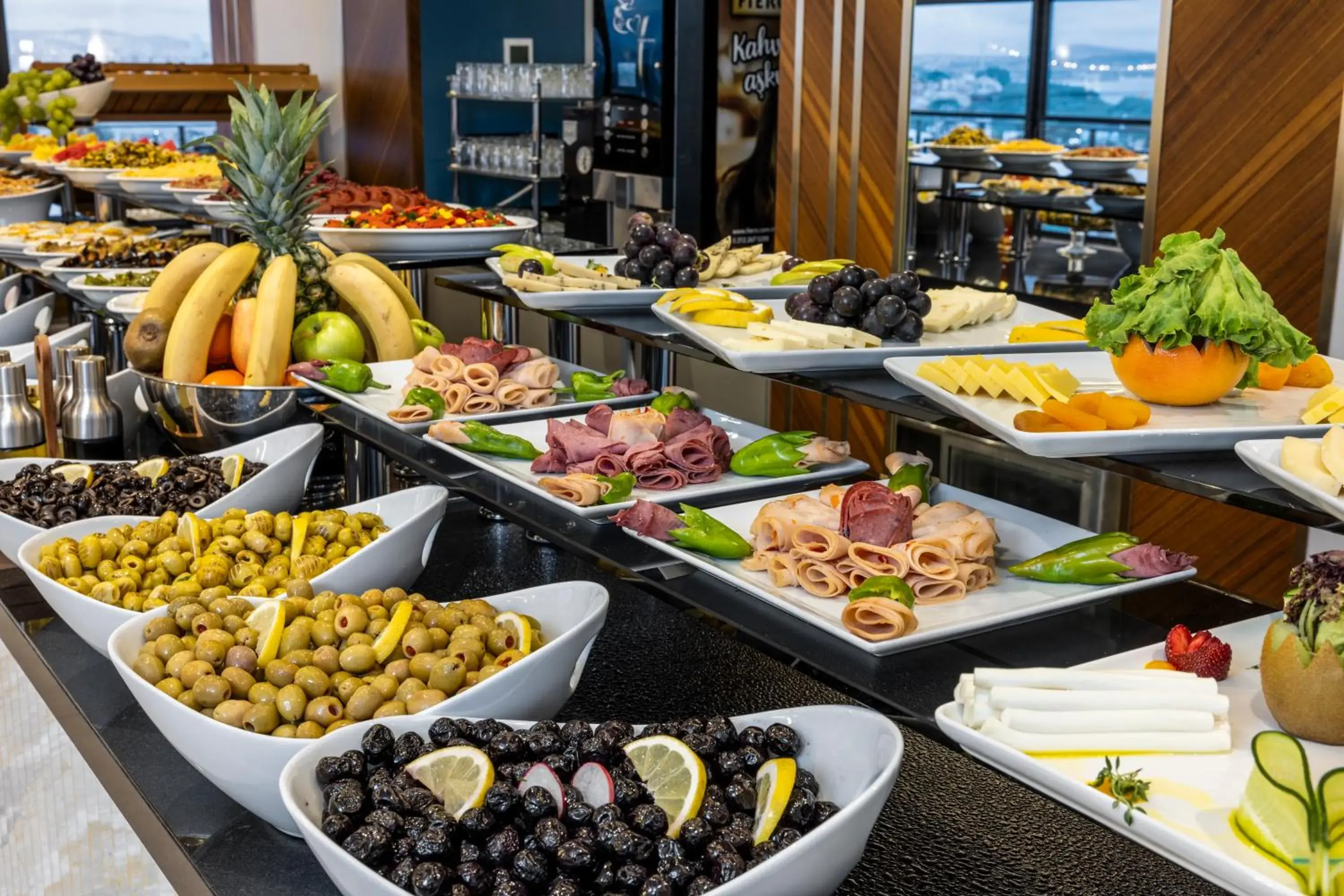 Buffet breakfast in Rast Hotel Sultanahmet Buffet breakfast in Rast Hotel Sultanahmet