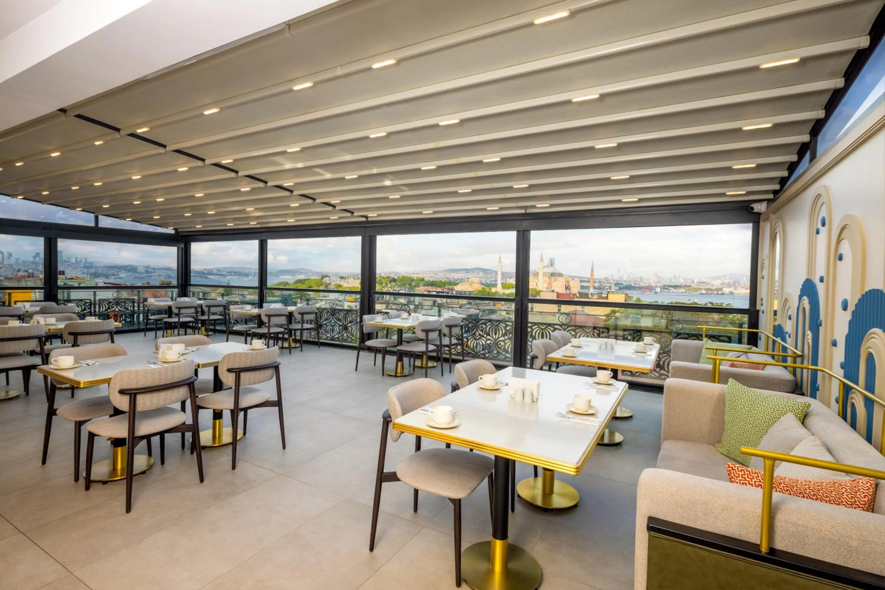 Restaurant/places to eat in Rast Hotel Sultanahmet