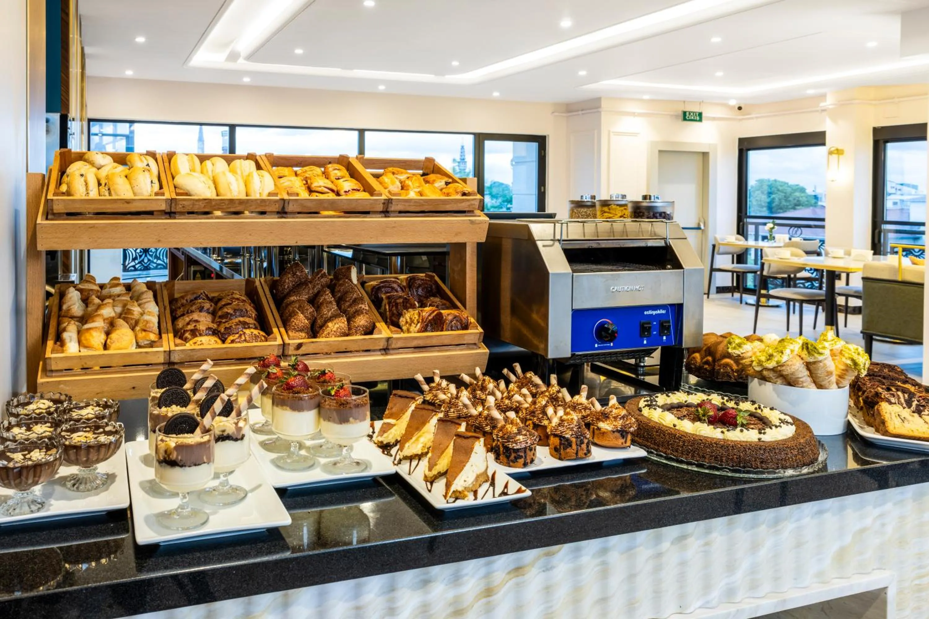 Buffet breakfast in Rast Hotel Sultanahmet