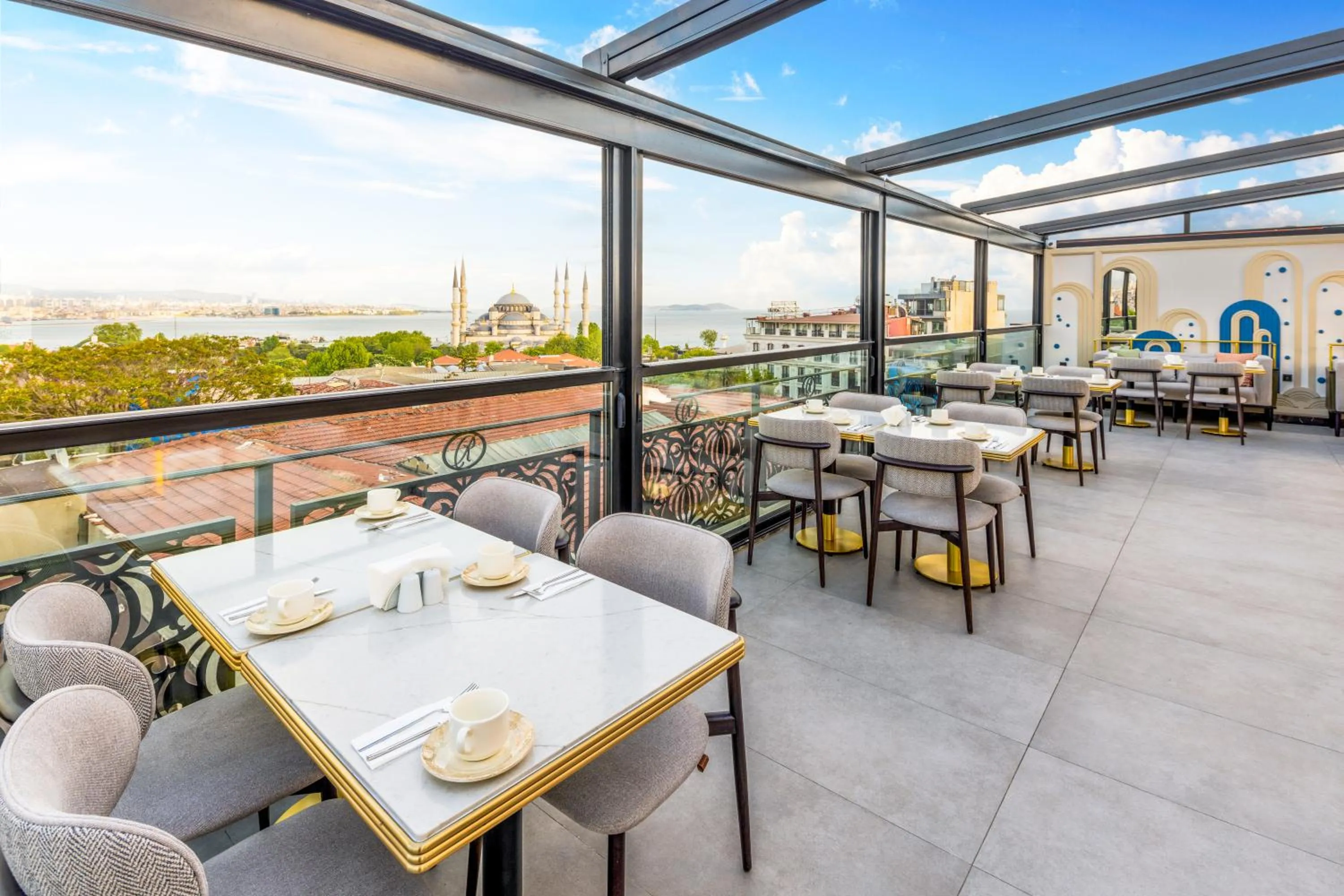 Restaurant/places to eat in Rast Hotel Sultanahmet