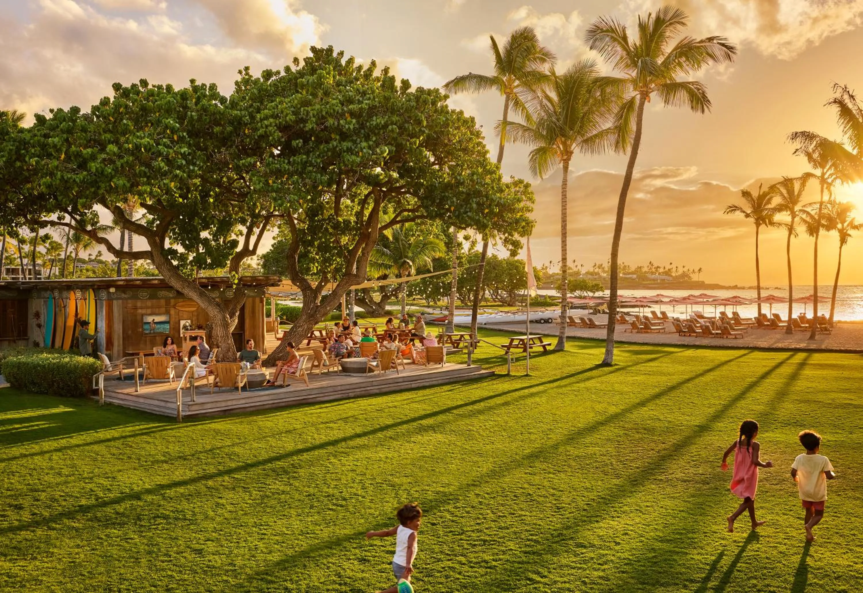 People in Mauna Lani, Auberge Collection