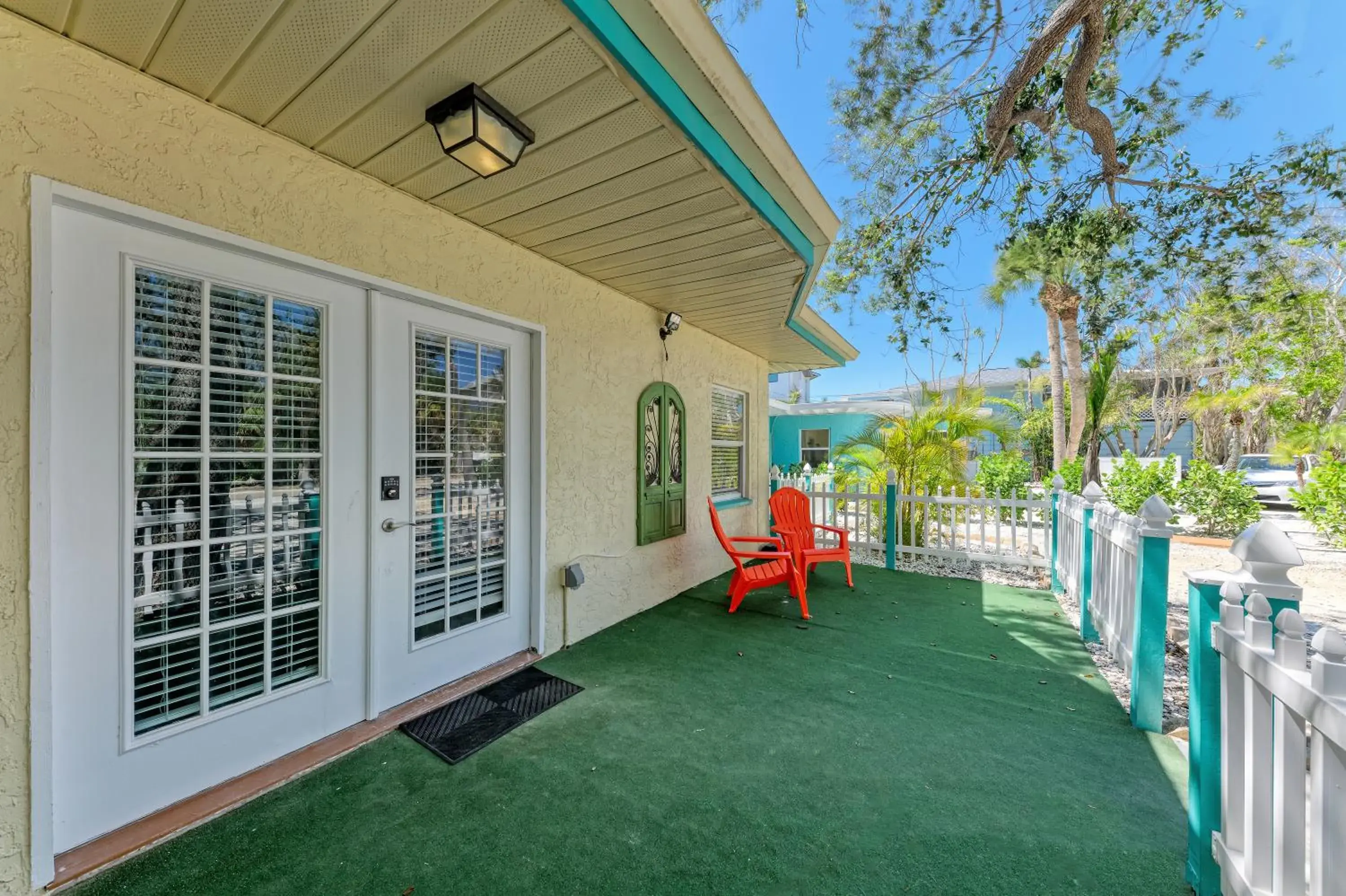 Property building in The Ringling Beach House Property building in The Ringling Beach House