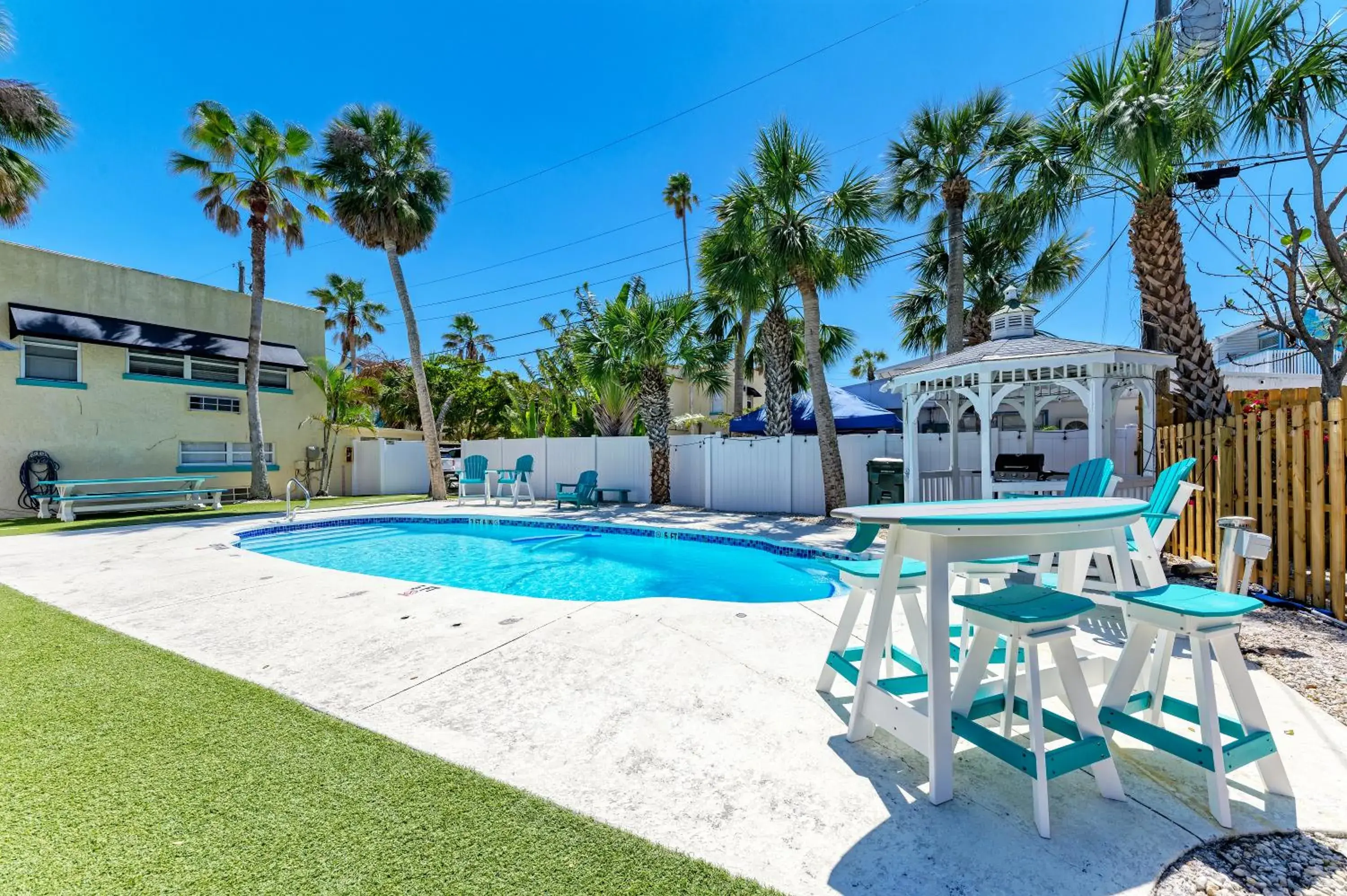 Garden view in The Ringling Beach House Garden view in The Ringling Beach House