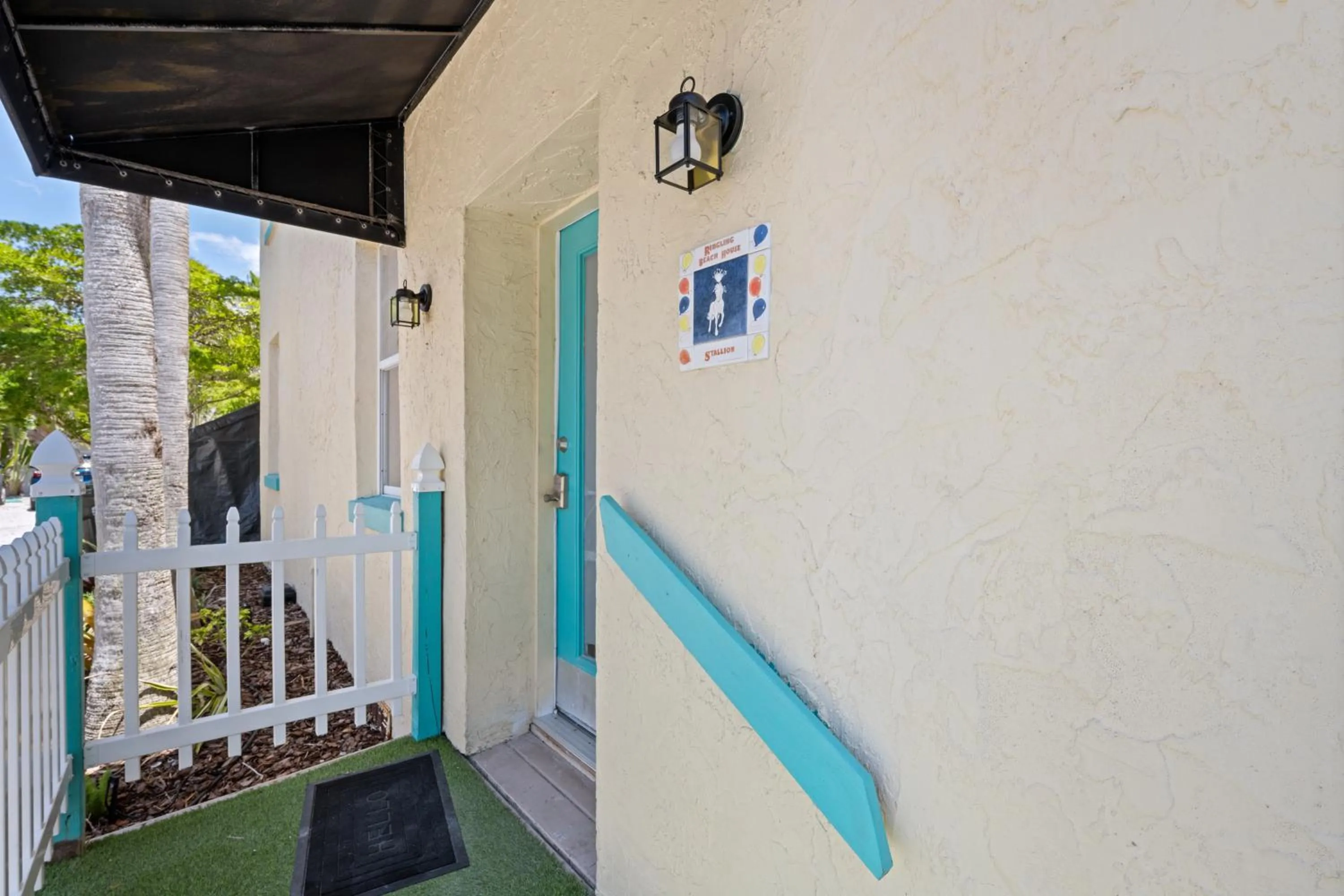 Facade/entrance in The Ringling Beach House