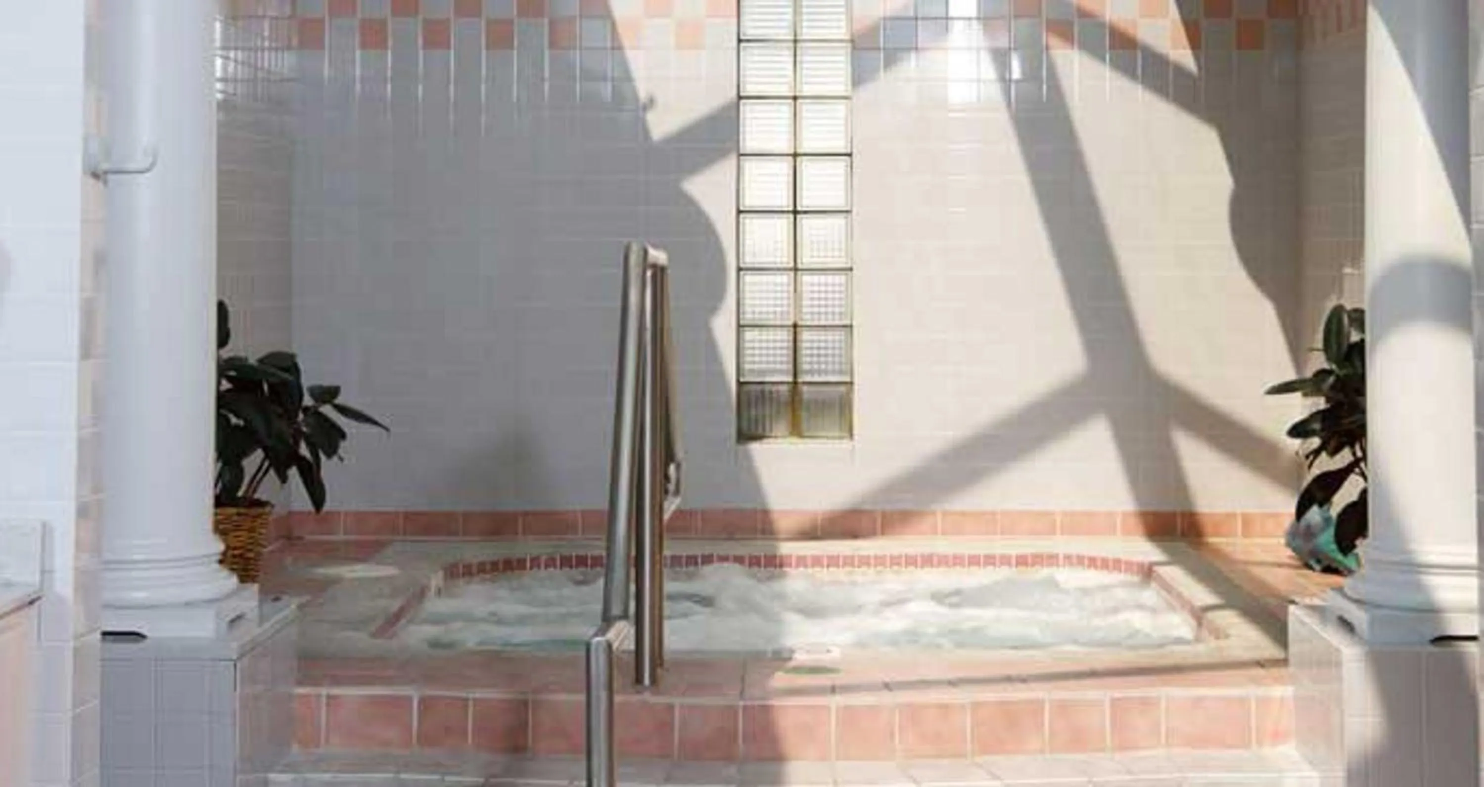 Spa and wellness centre/facilities in The Bertram Inn at Glenmoor