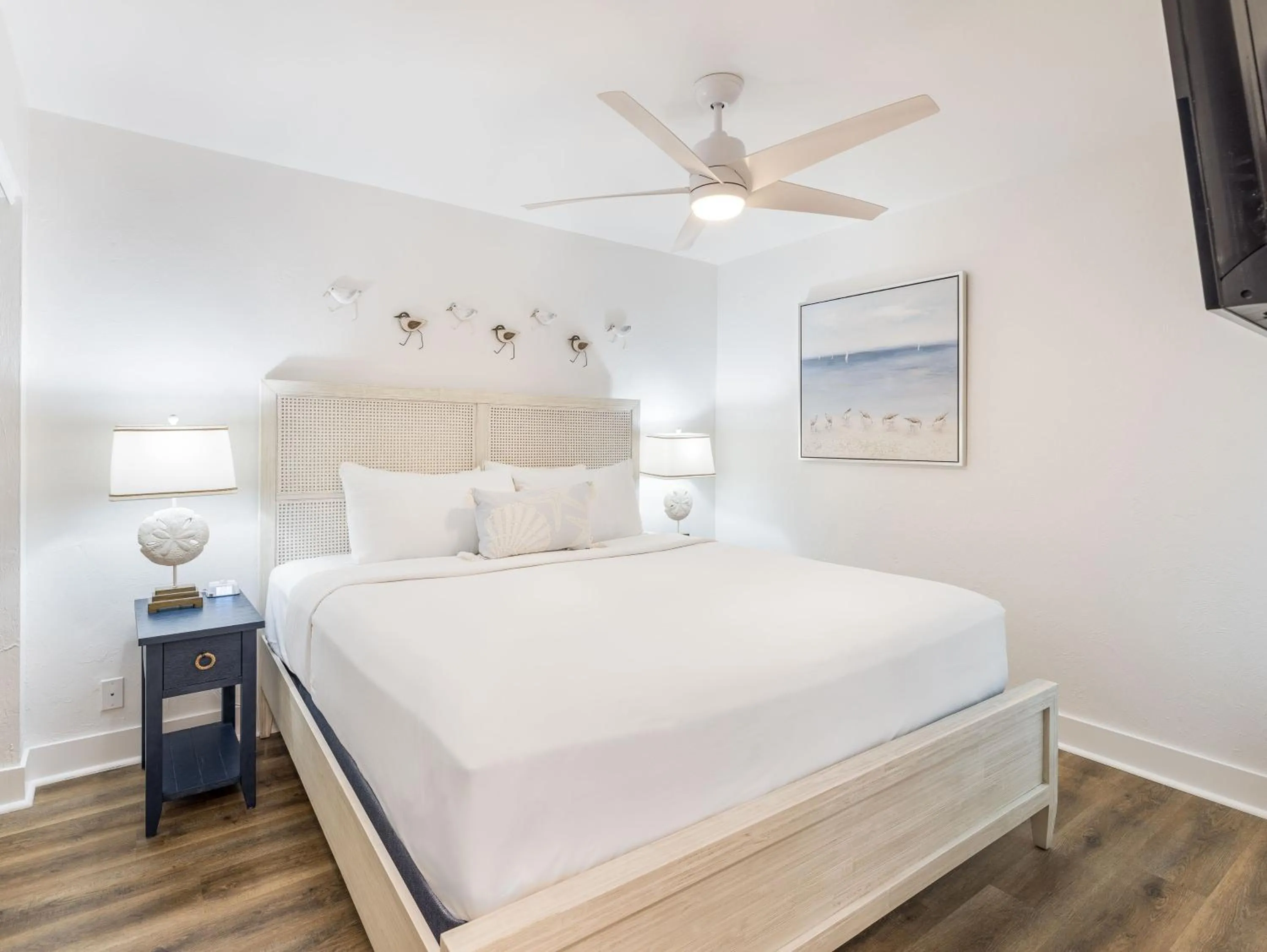 Bedroom, Bed in South Seas