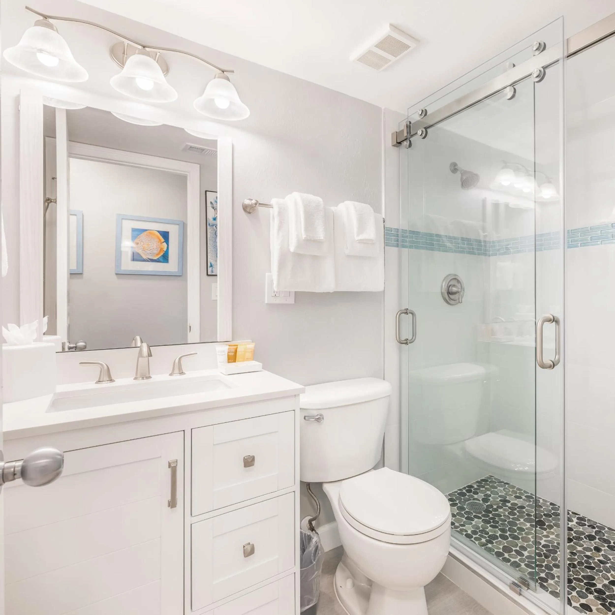 Bathroom in South Seas