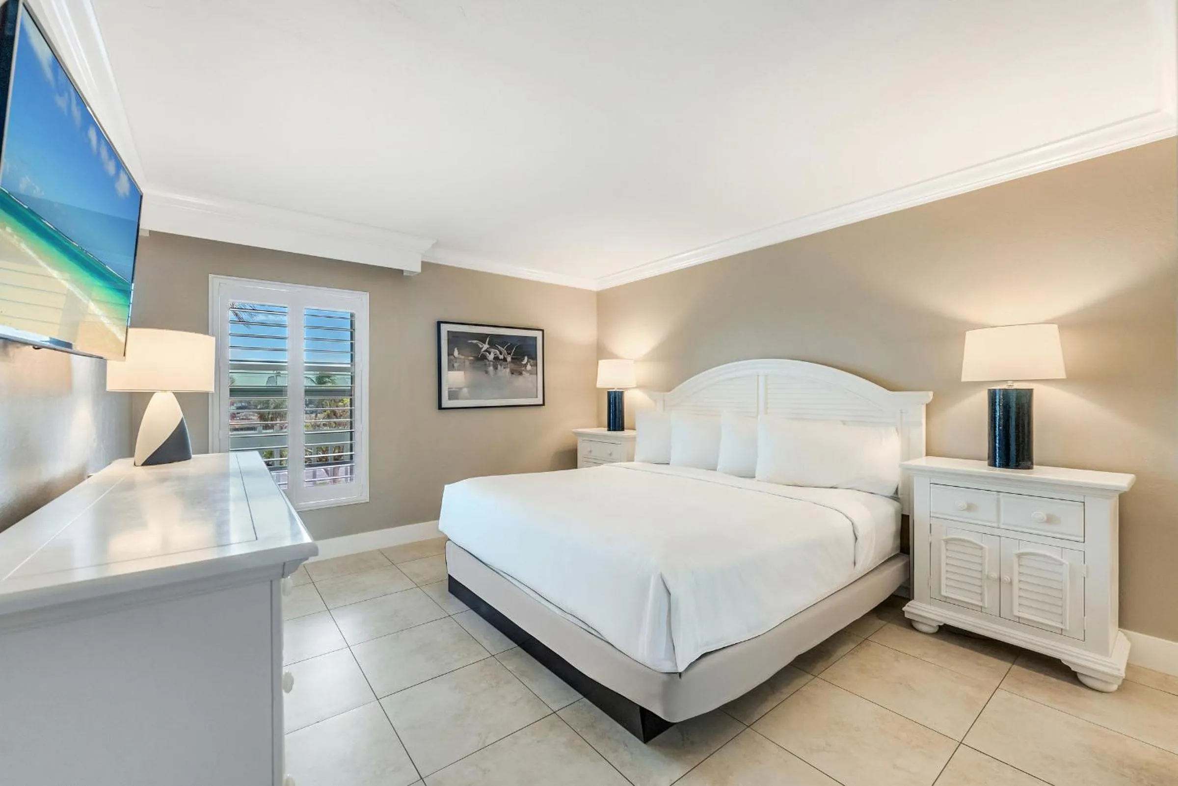 Bedroom, Bed in South Seas