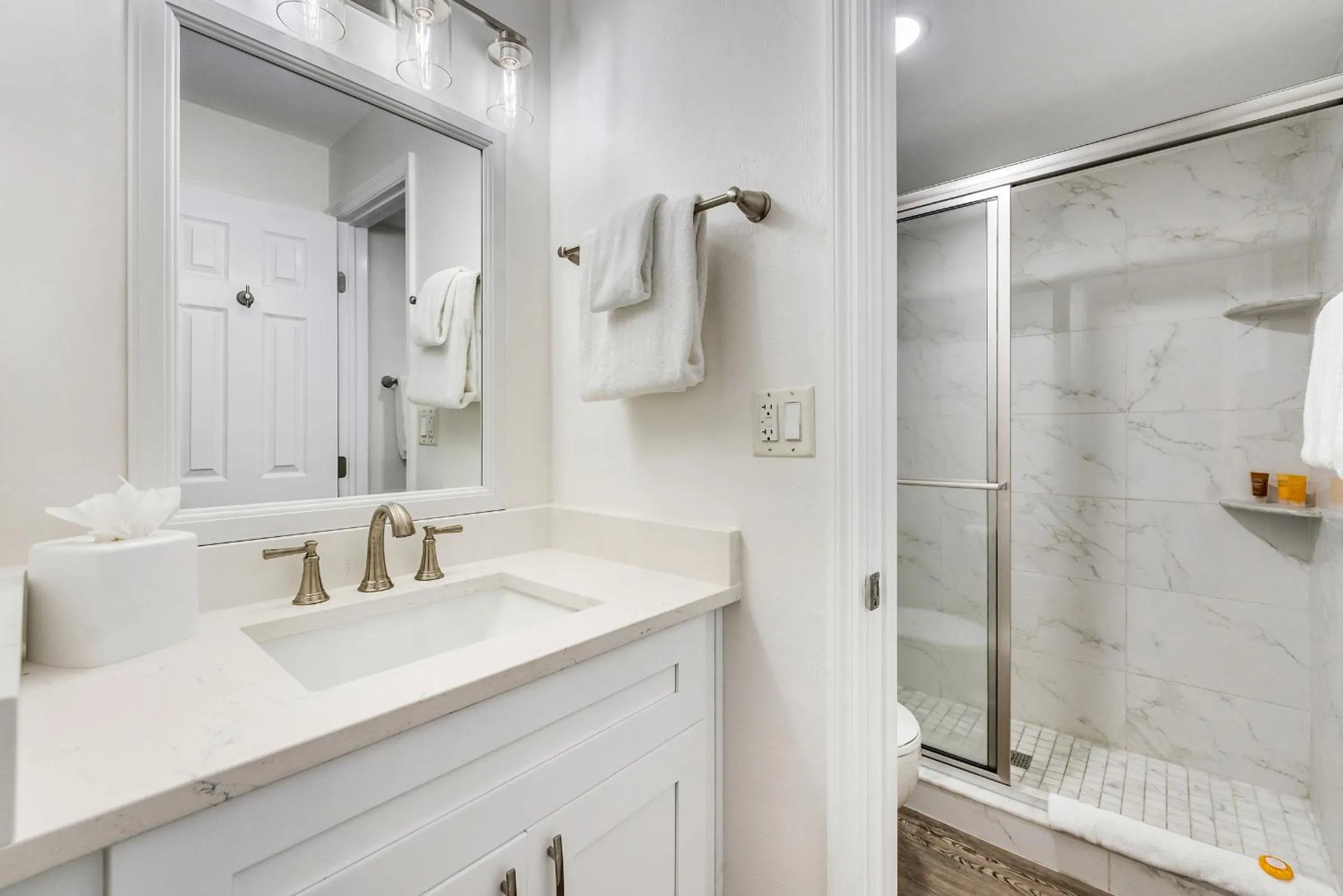 Bathroom in South Seas