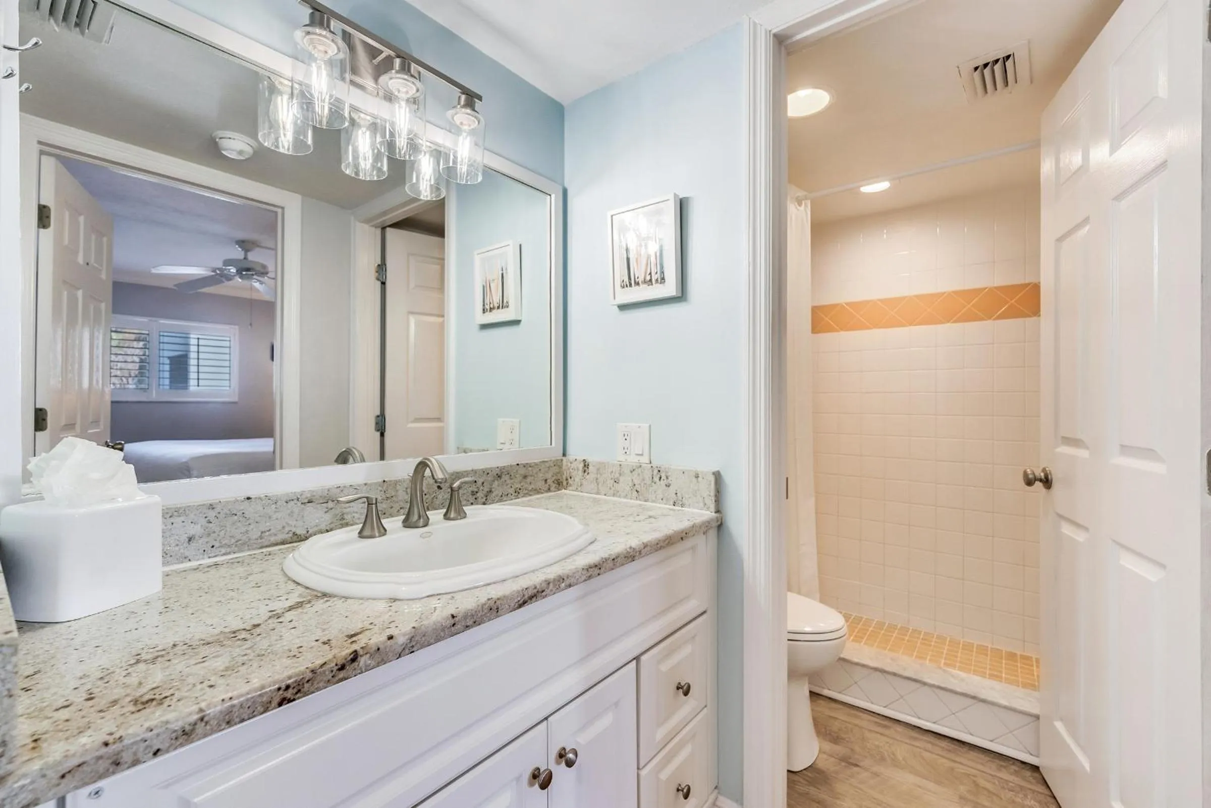 Bathroom in South Seas