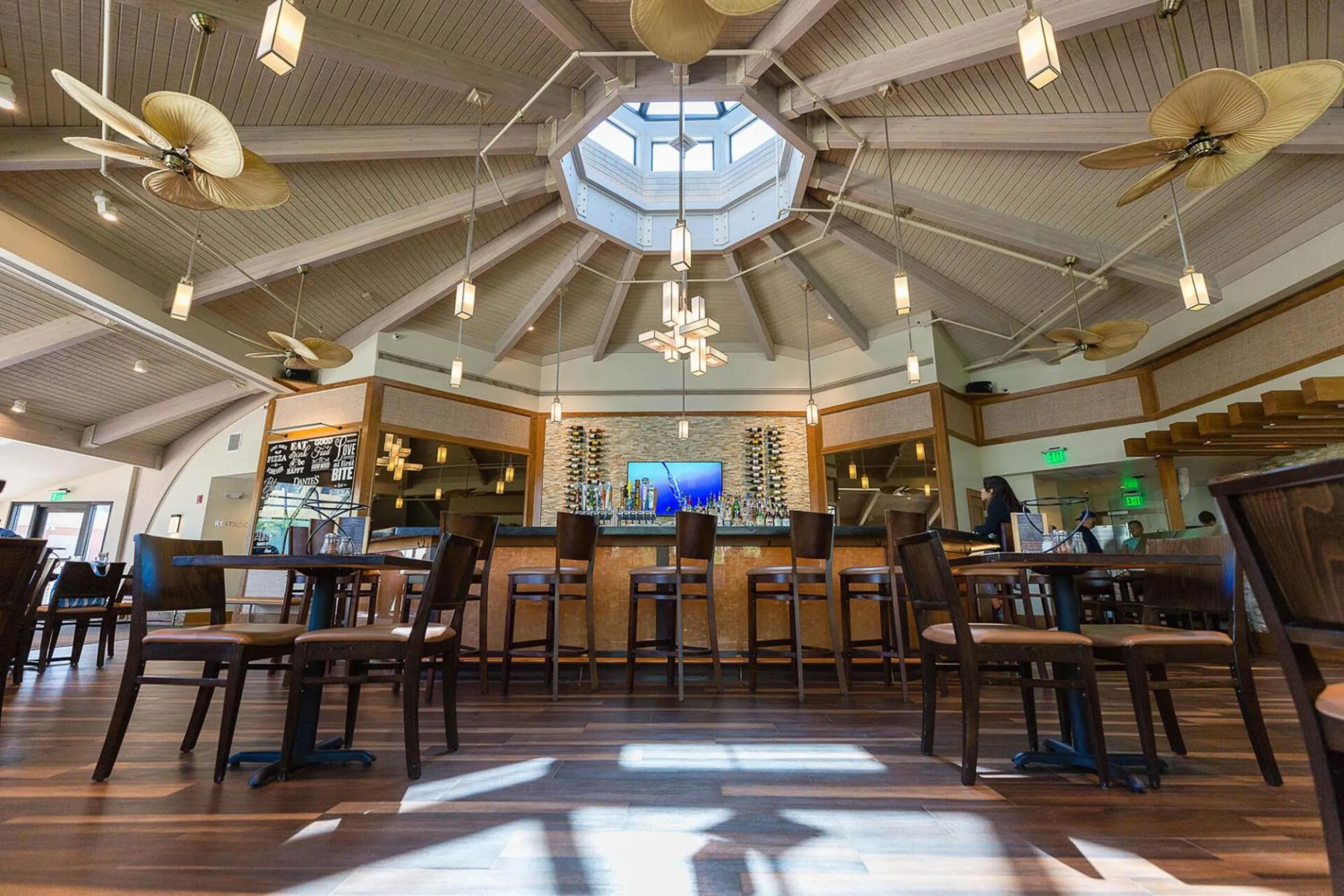 Restaurant/places to eat in Sanibel Inn