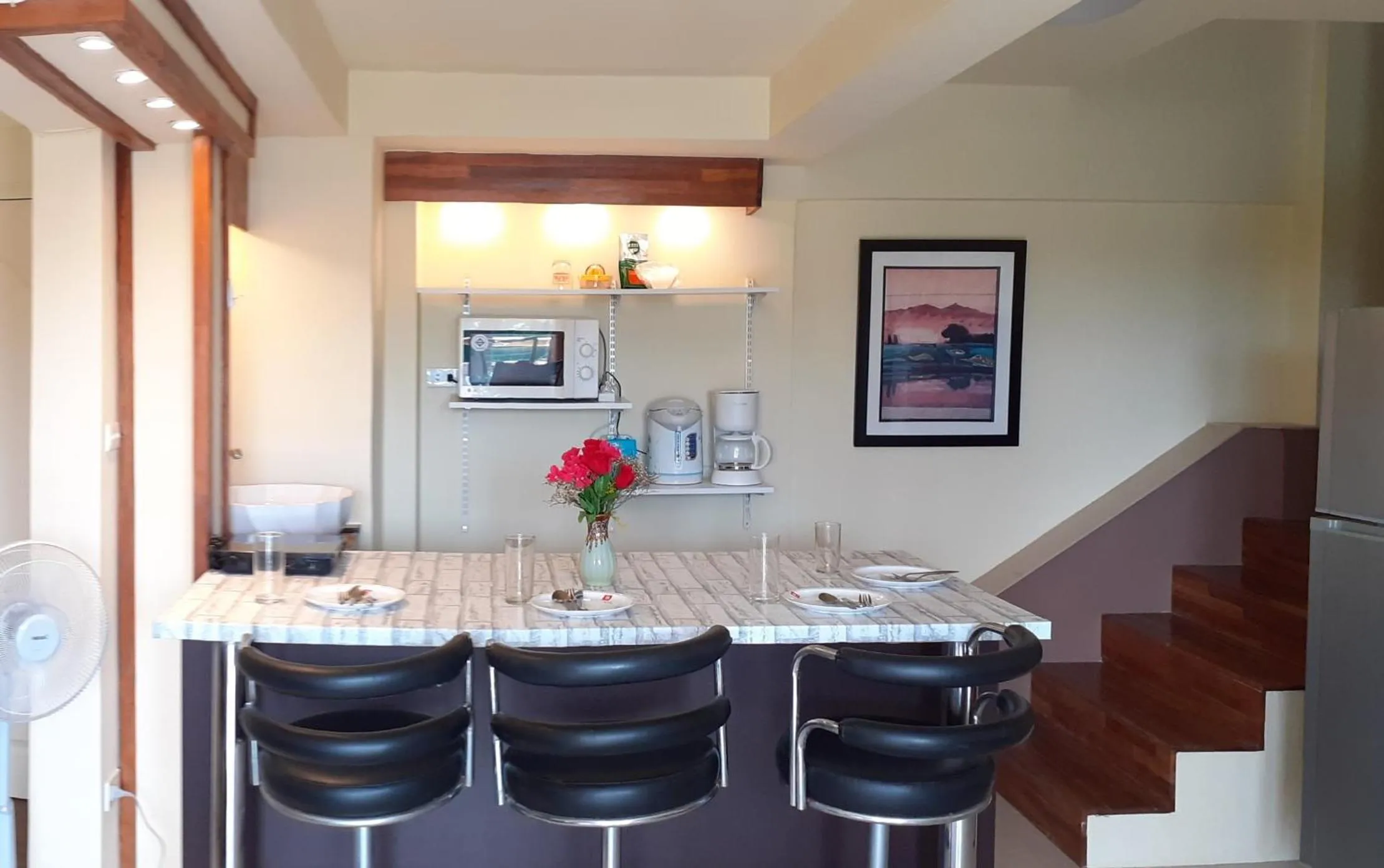 Dining area in Shanty of HinNam Condominium