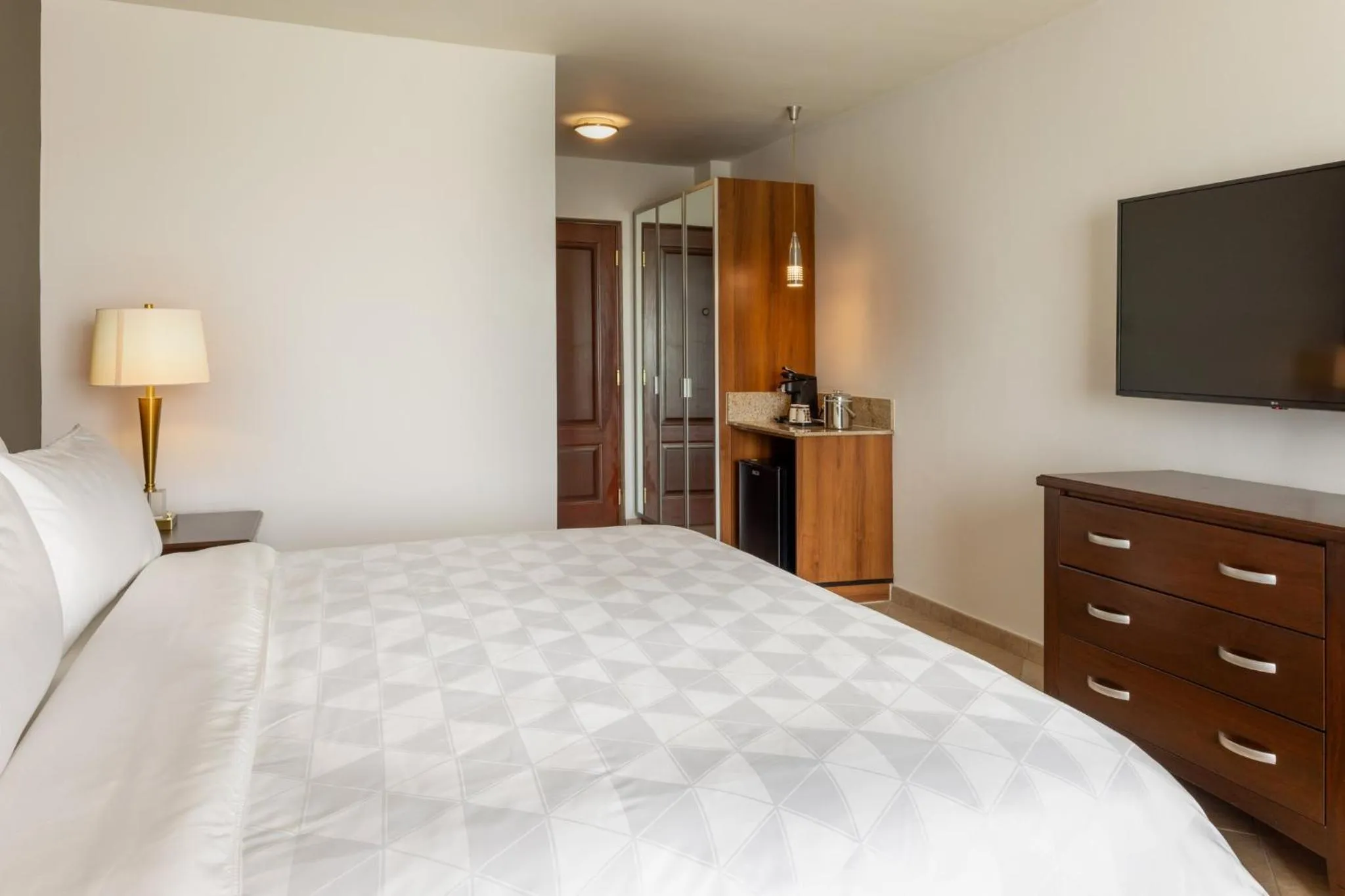 Photo of the whole room, Bed in Holiday Inn Panama Canal by IHG