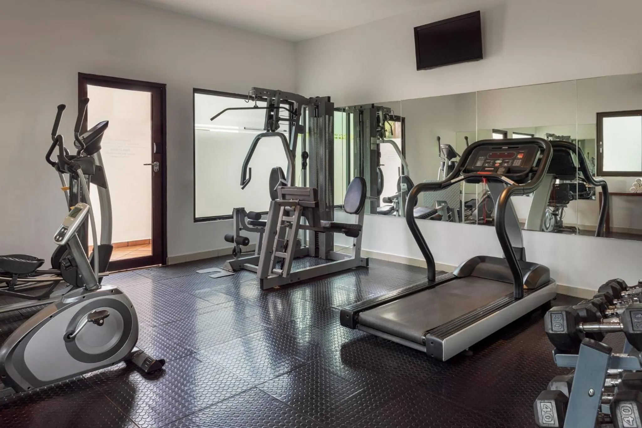 Fitness centre/facilities in Holiday Inn Panama Canal by IHG