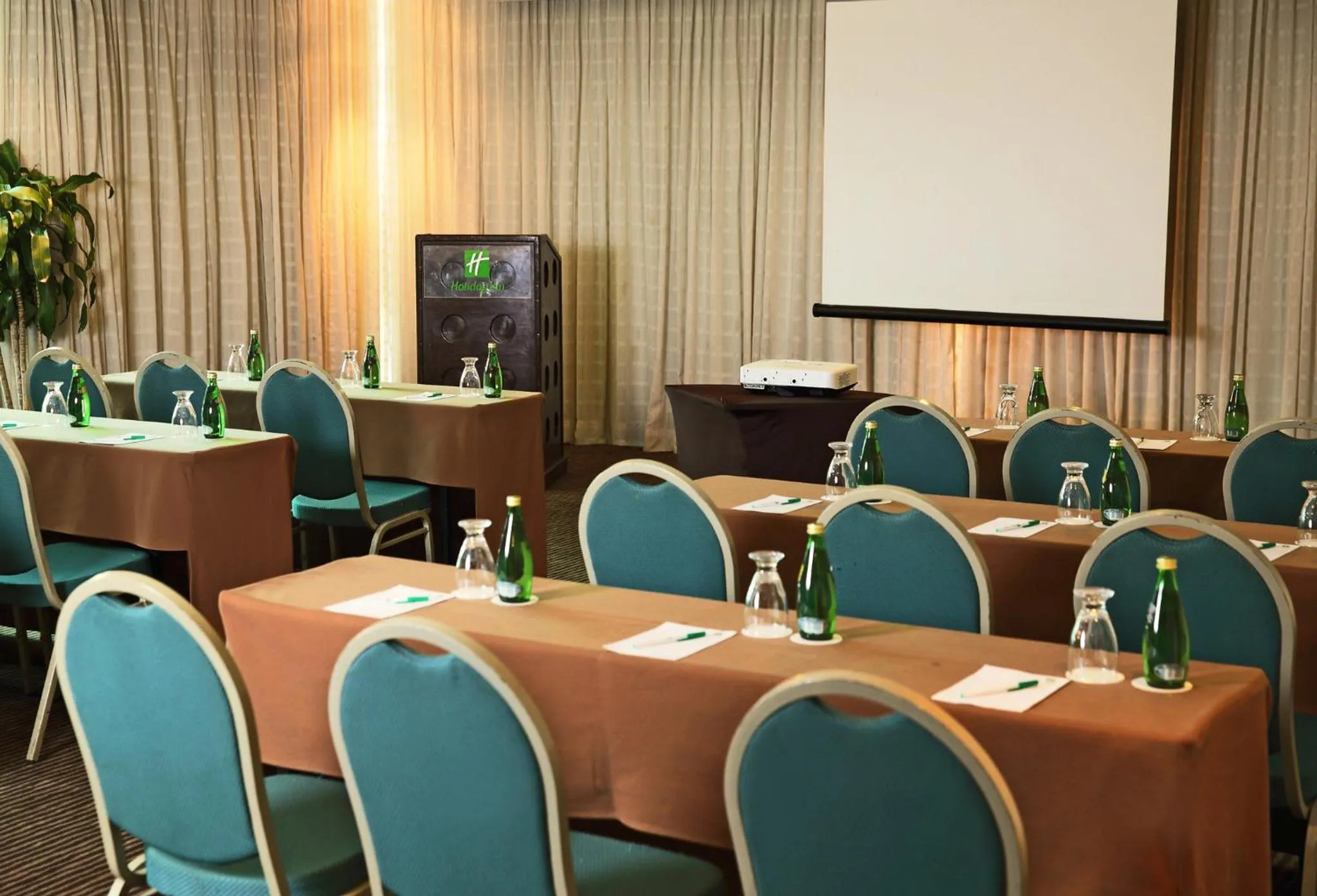 Meeting/conference room in Holiday Inn Panama Canal by IHG