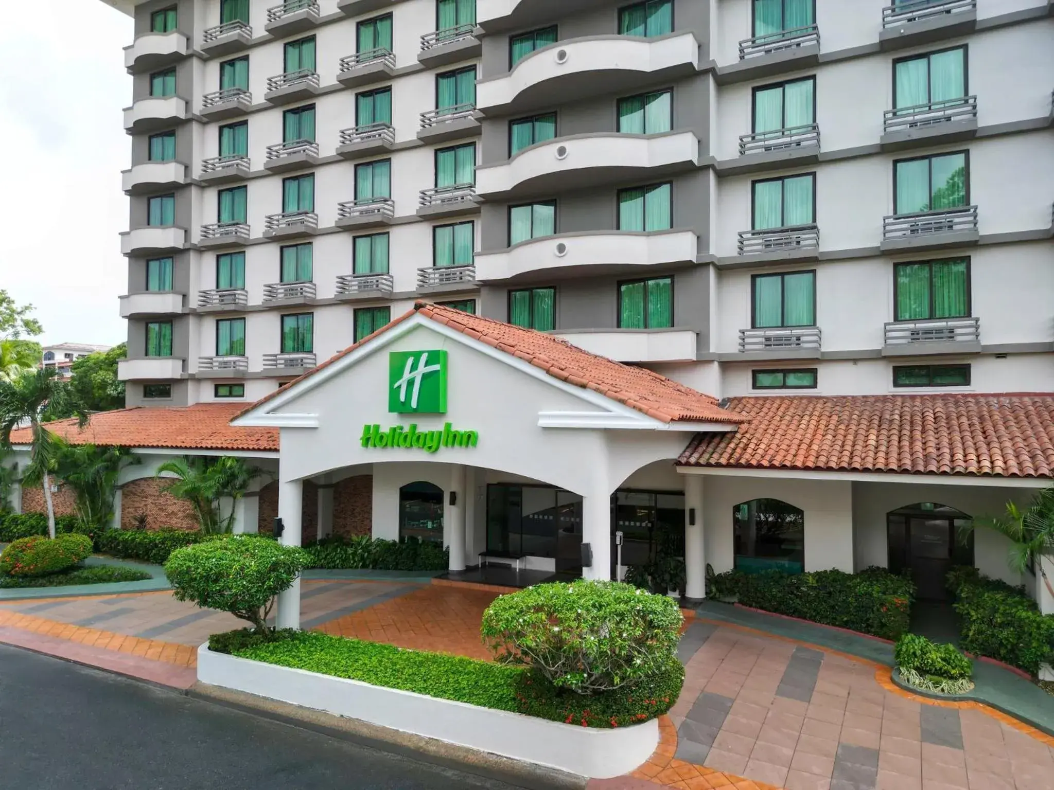 Property building in Holiday Inn Panama Canal by IHG Property building in Holiday Inn Panama Canal by IHG