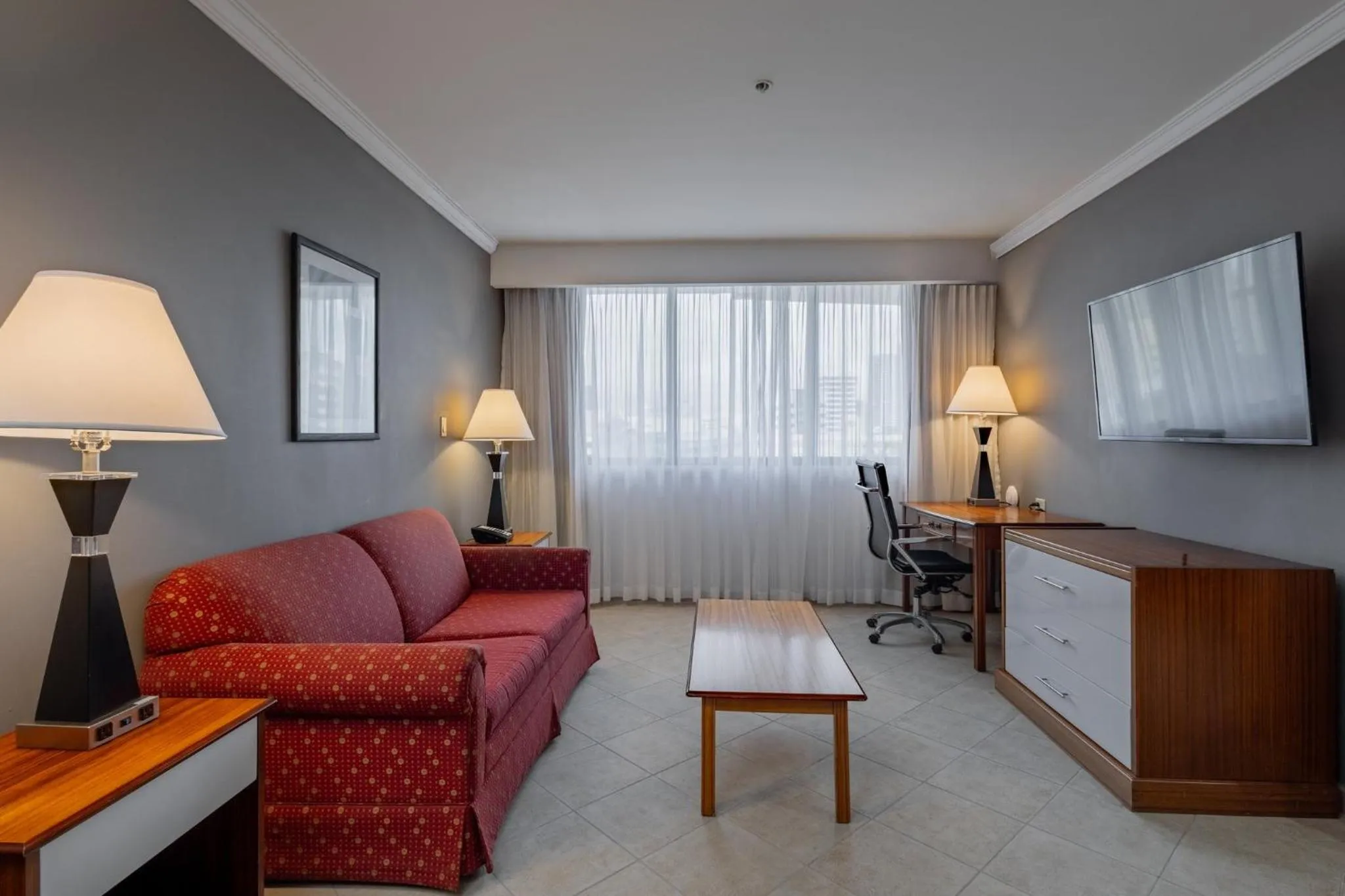 Photo of the whole room in Crowne Plaza Panama by IHG