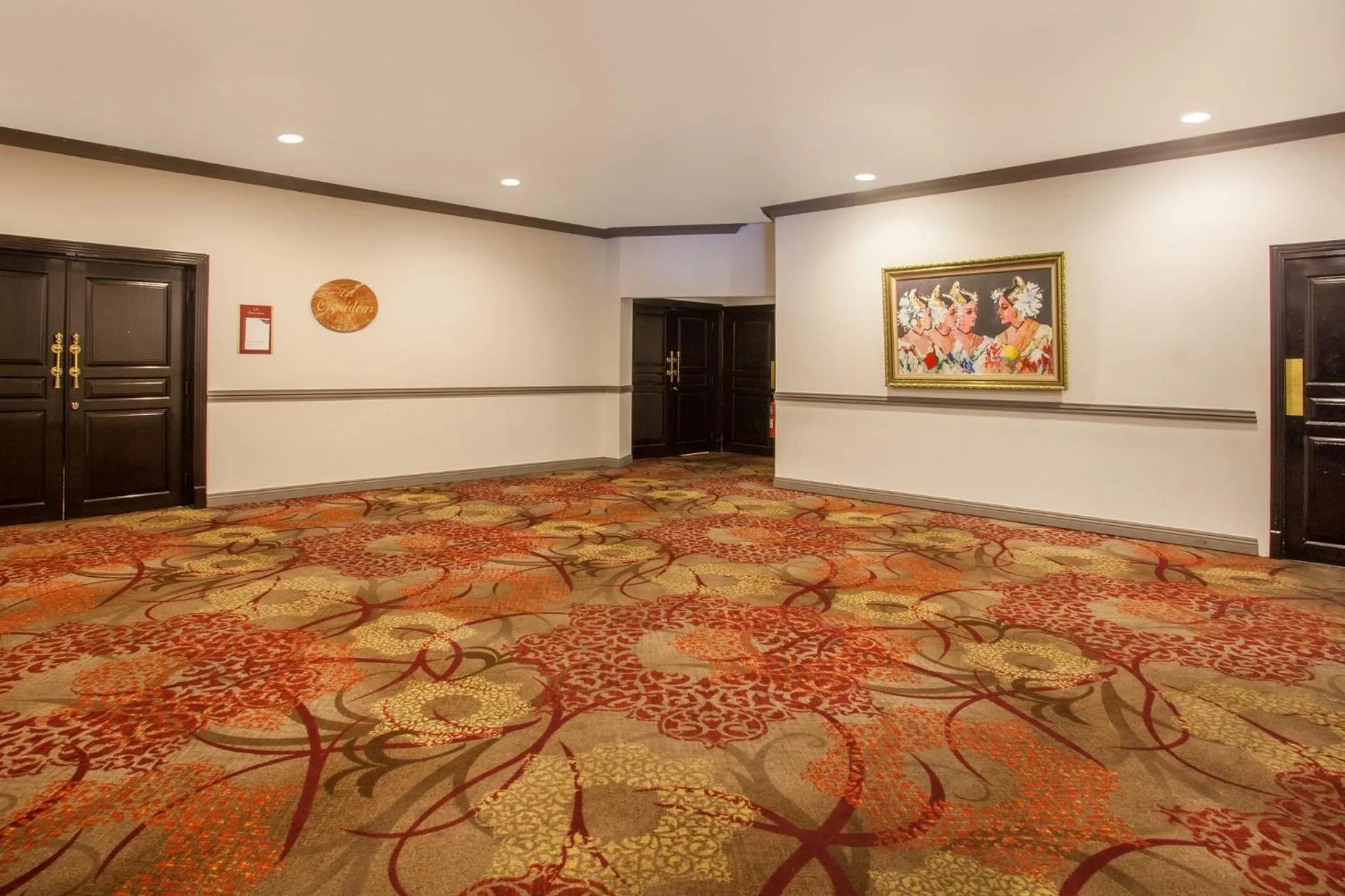 Meeting/conference room in Crowne Plaza Panama by IHG