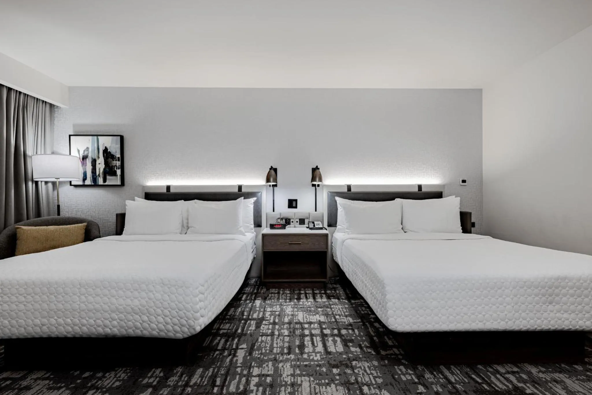 Photo of the whole room, Bed in Crowne Plaza Panama by IHG