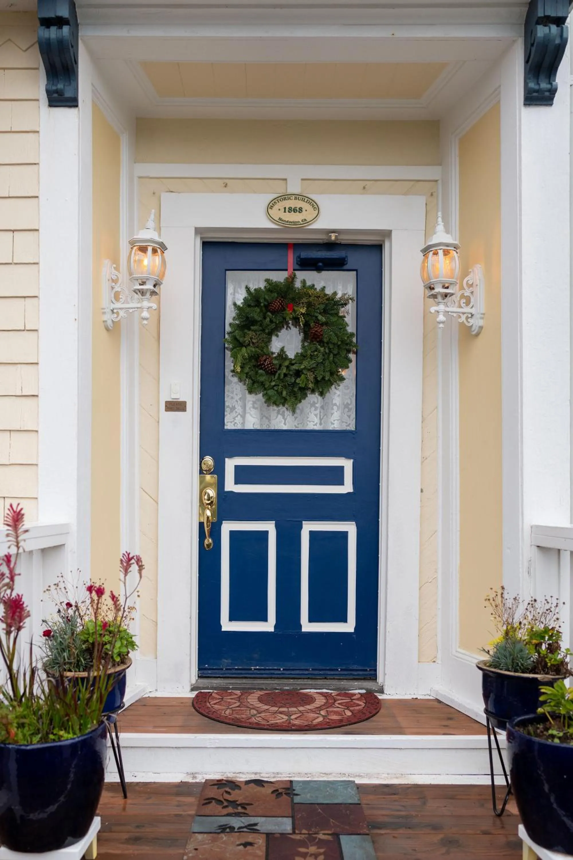 Headlands Inn Bed and Breakfast