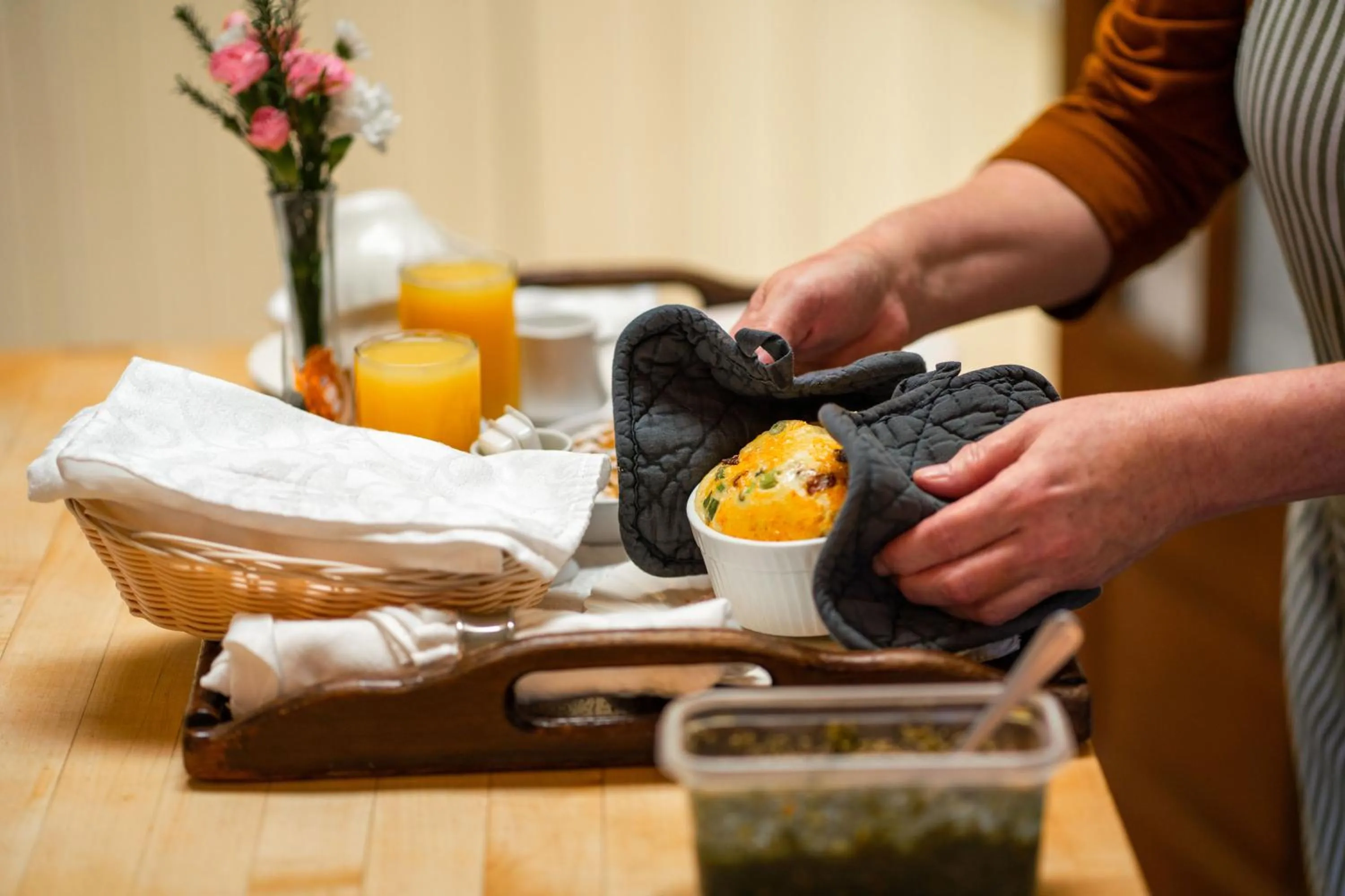 Headlands Inn Bed and Breakfast