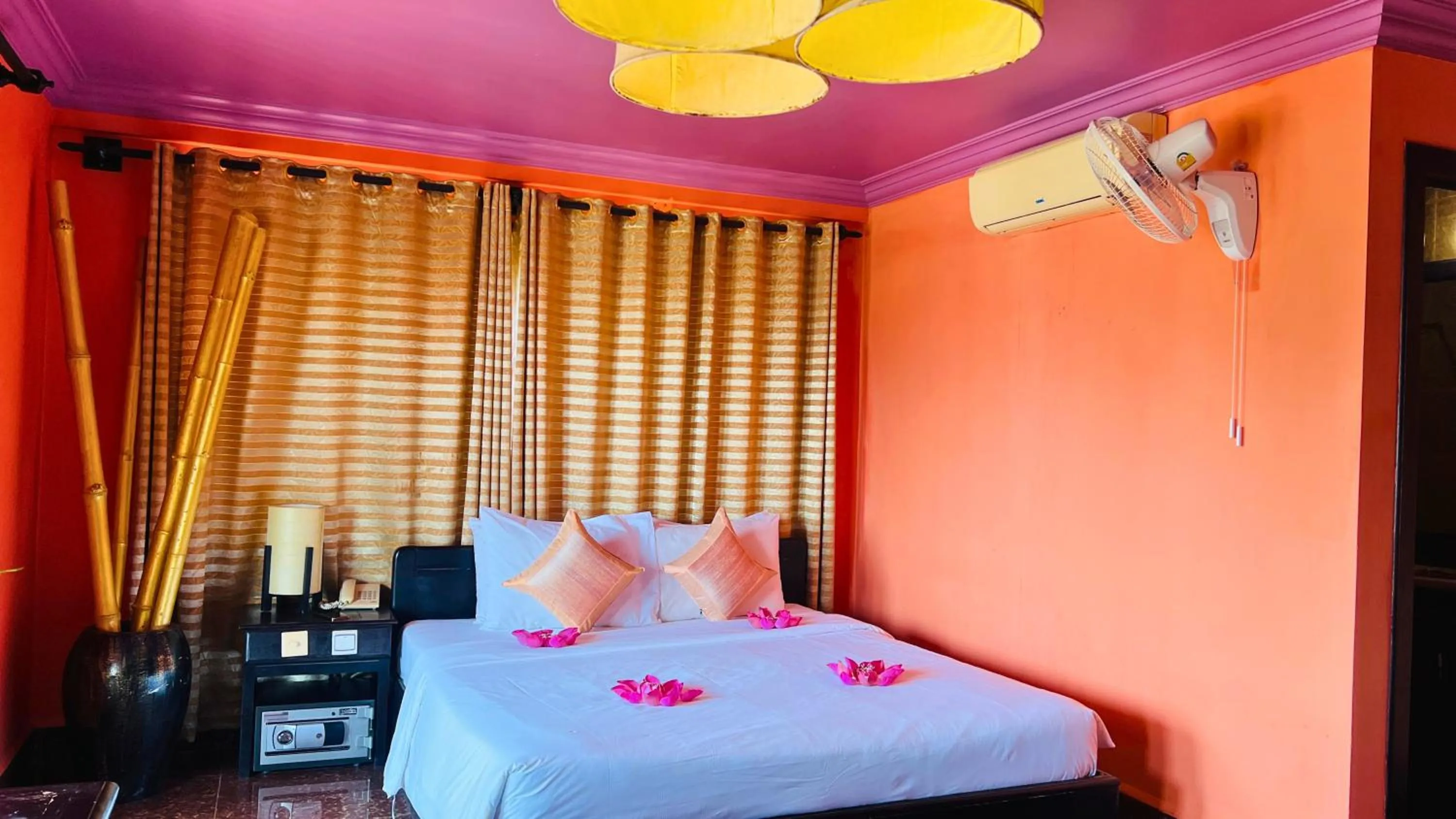 Bedroom, Bed in Golden Butterfly Villa