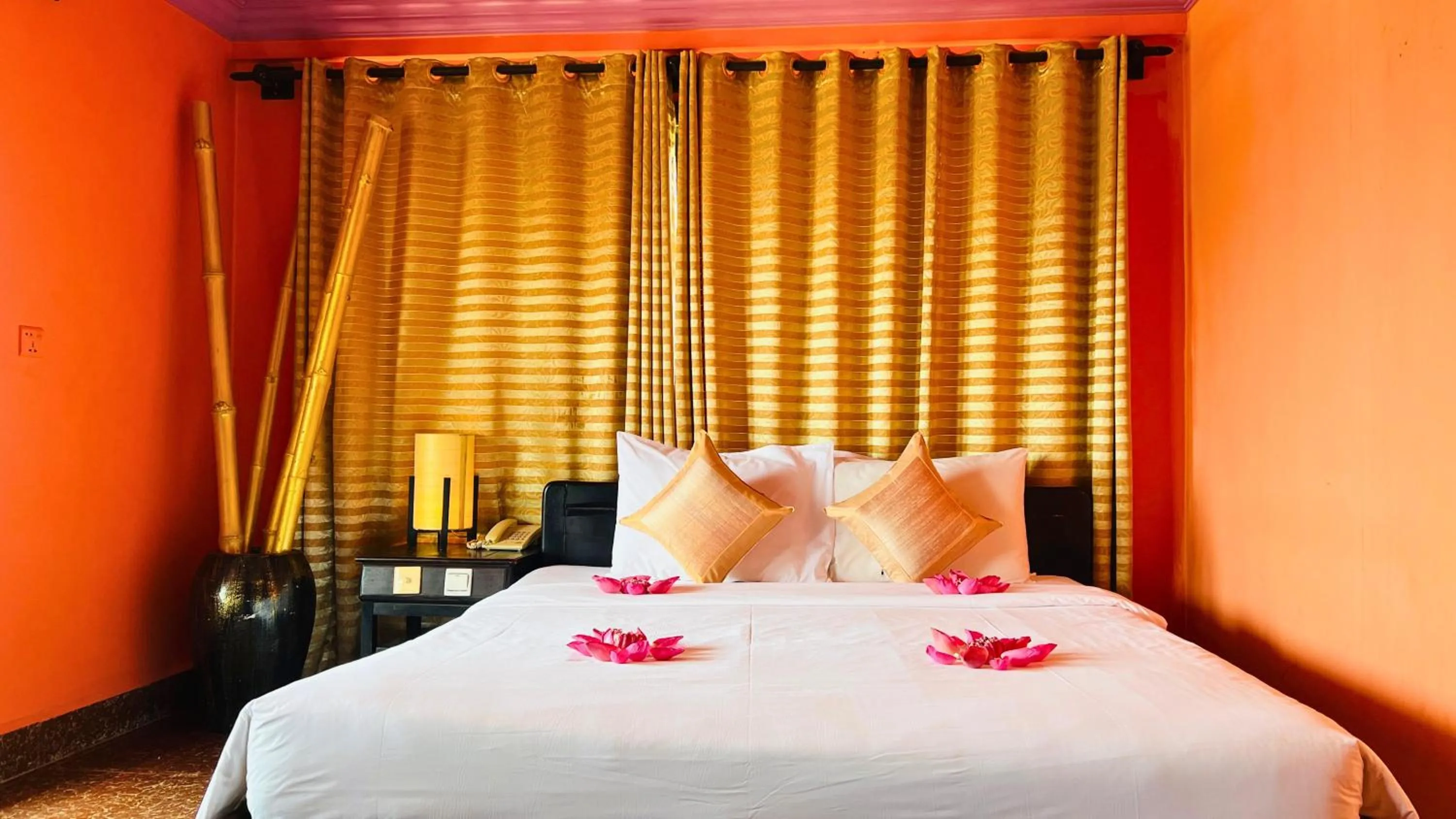 View (from property/room), Bed in Golden Butterfly Villa