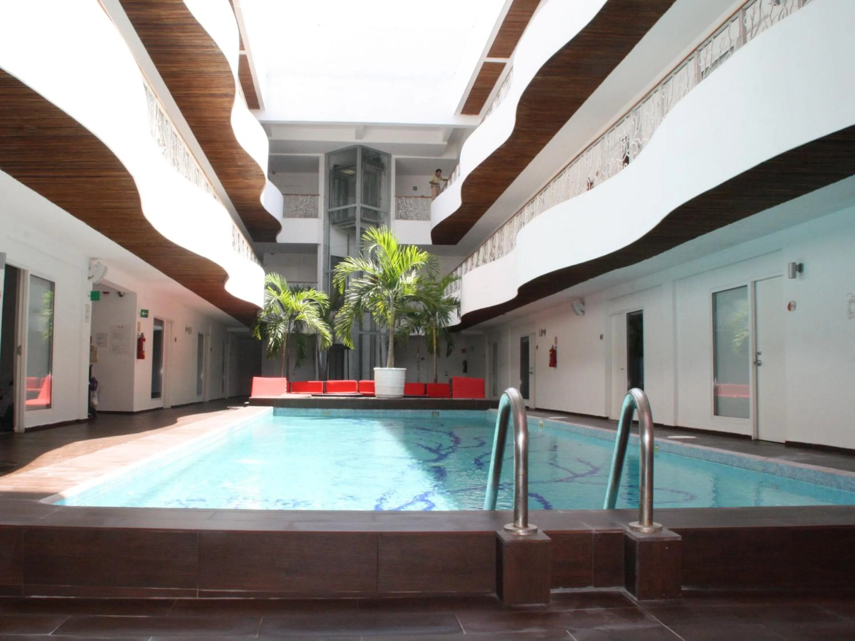 Swimming pool in In Fashion Hotel & Spa