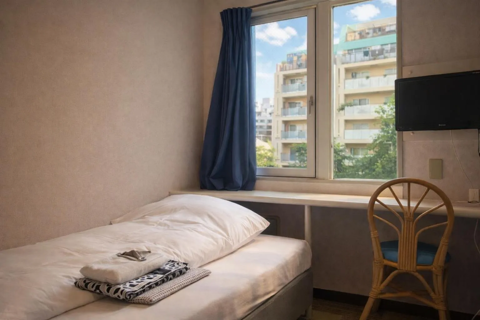 Bedroom, Bed in Sakura Hotel Jimbocho
