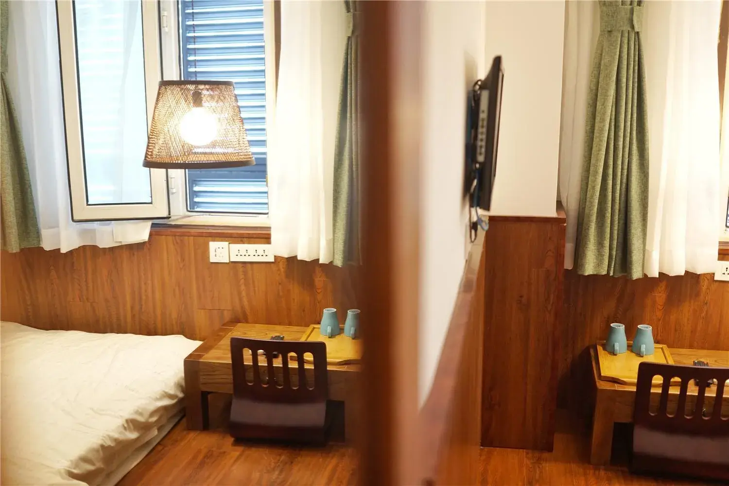 Single Room--Private Bathroom in Chengdu Flipflop Hostel Poshpacker (Chunxi Road Metro Station) Single Room--Private Bathroom in Chengdu Flipflop Hostel Poshpacker (Chunxi Road Metro Station)