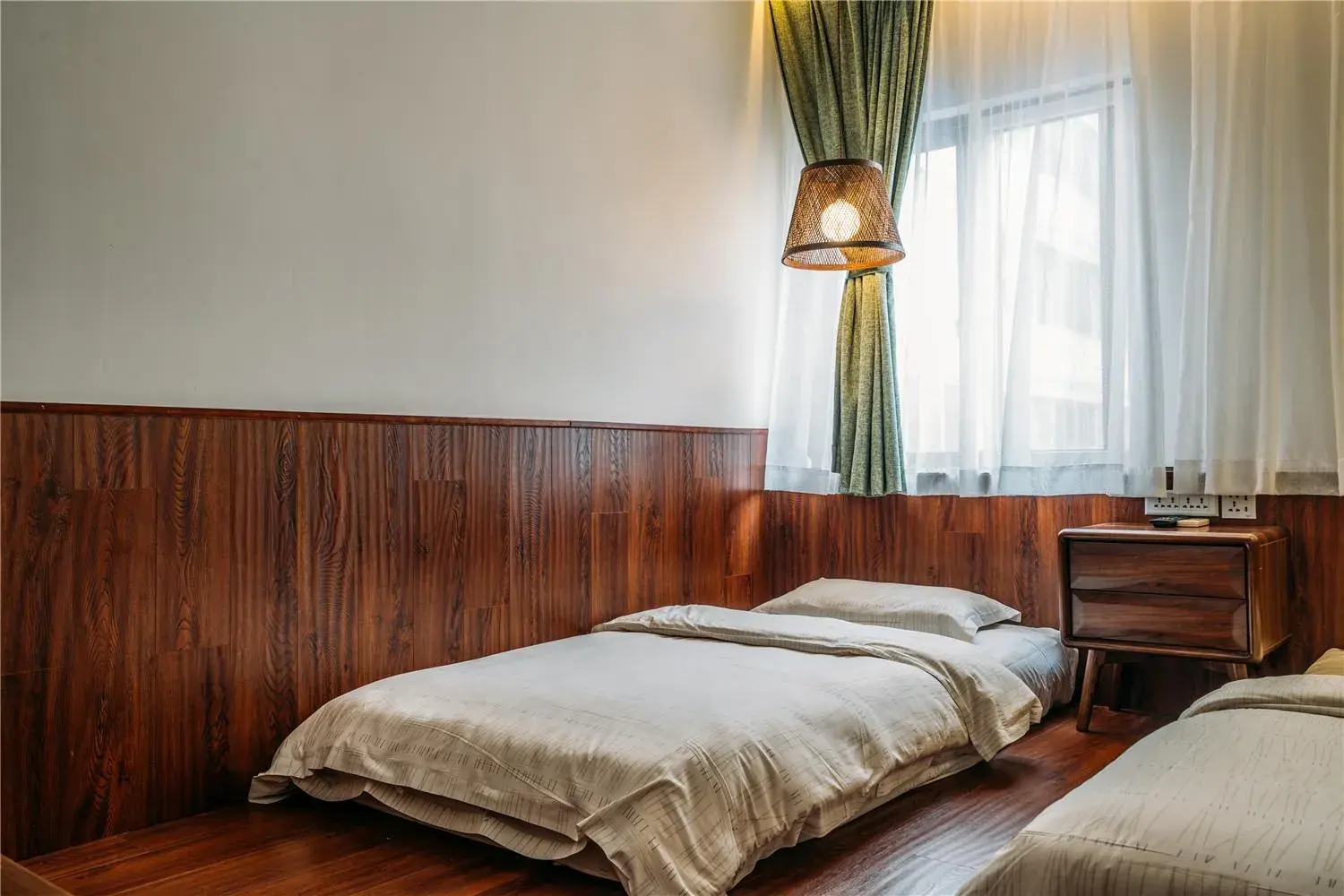 Standard Twin Room--Private Bathroom - single occupancy in Chengdu Flipflop Hostel Poshpacker (Chunxi Road Metro Station) Standard Twin Room--Private Bathroom - single occupancy in Chengdu Flipflop Hostel Poshpacker (Chunxi Road Metro Station)