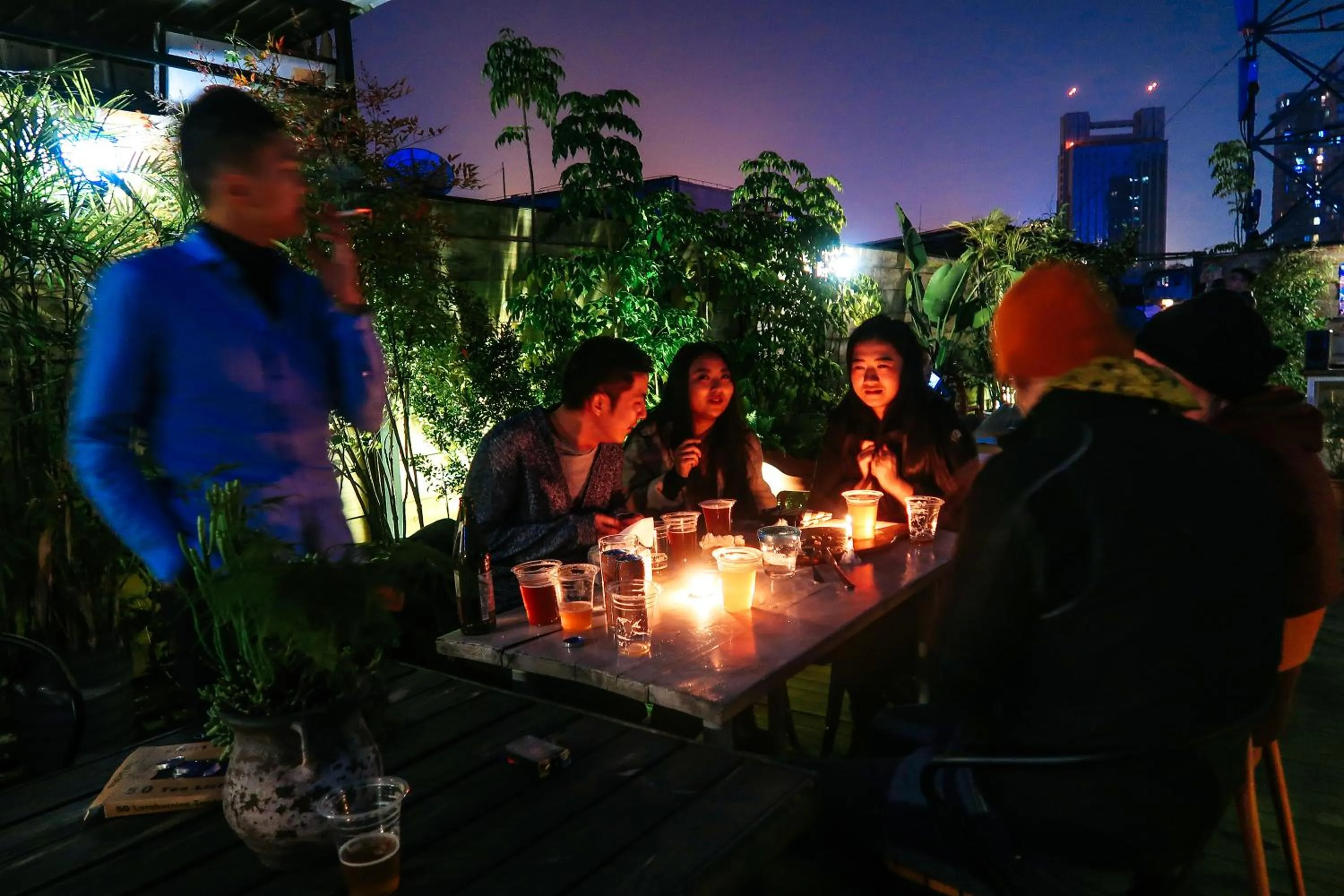 Garden in Chengdu Flipflop Hostel Poshpacker (Chunxi Road Metro Station)