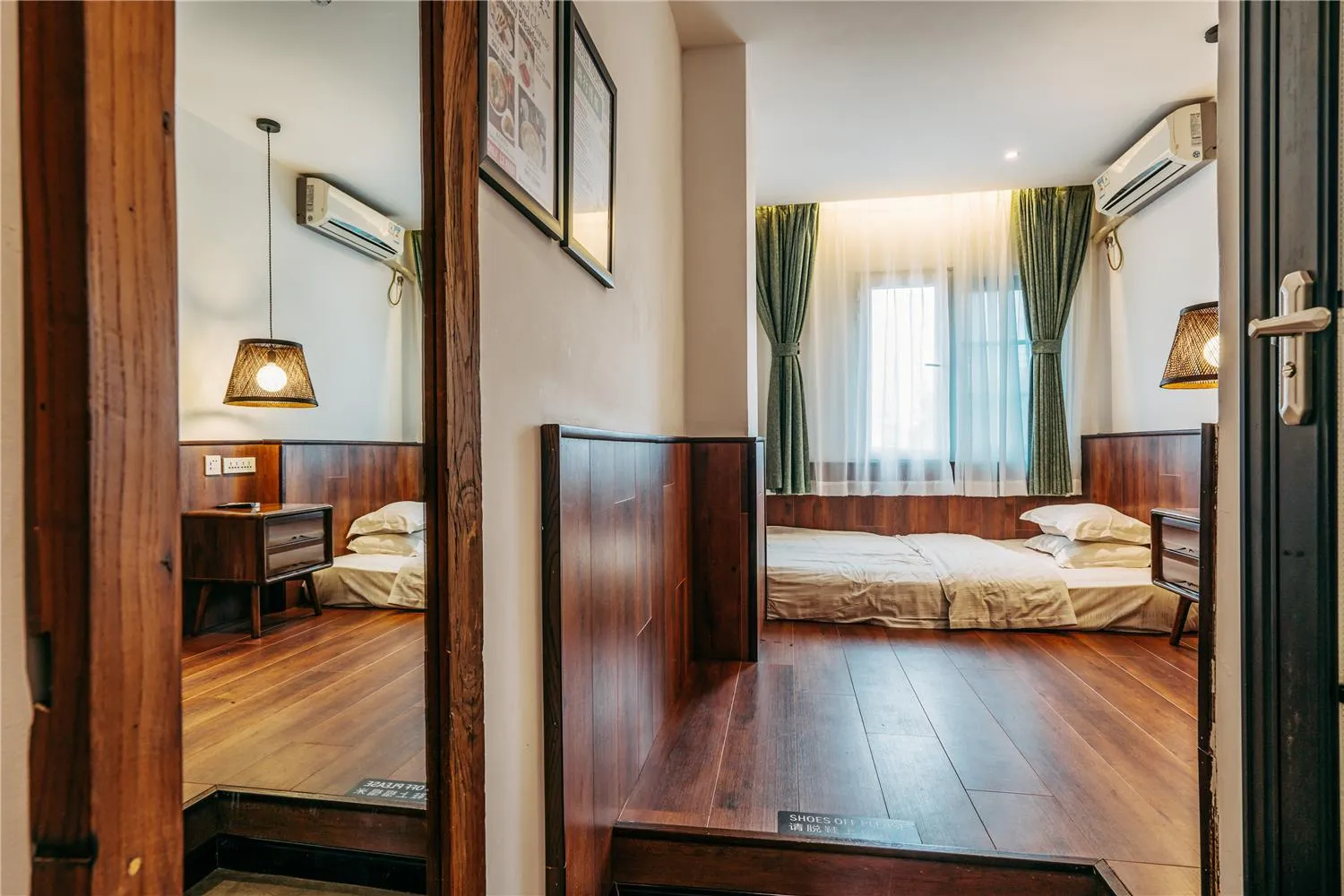 Photo of the whole room, Bed in Chengdu Flipflop Hostel Poshpacker (Chunxi Road Metro Station)