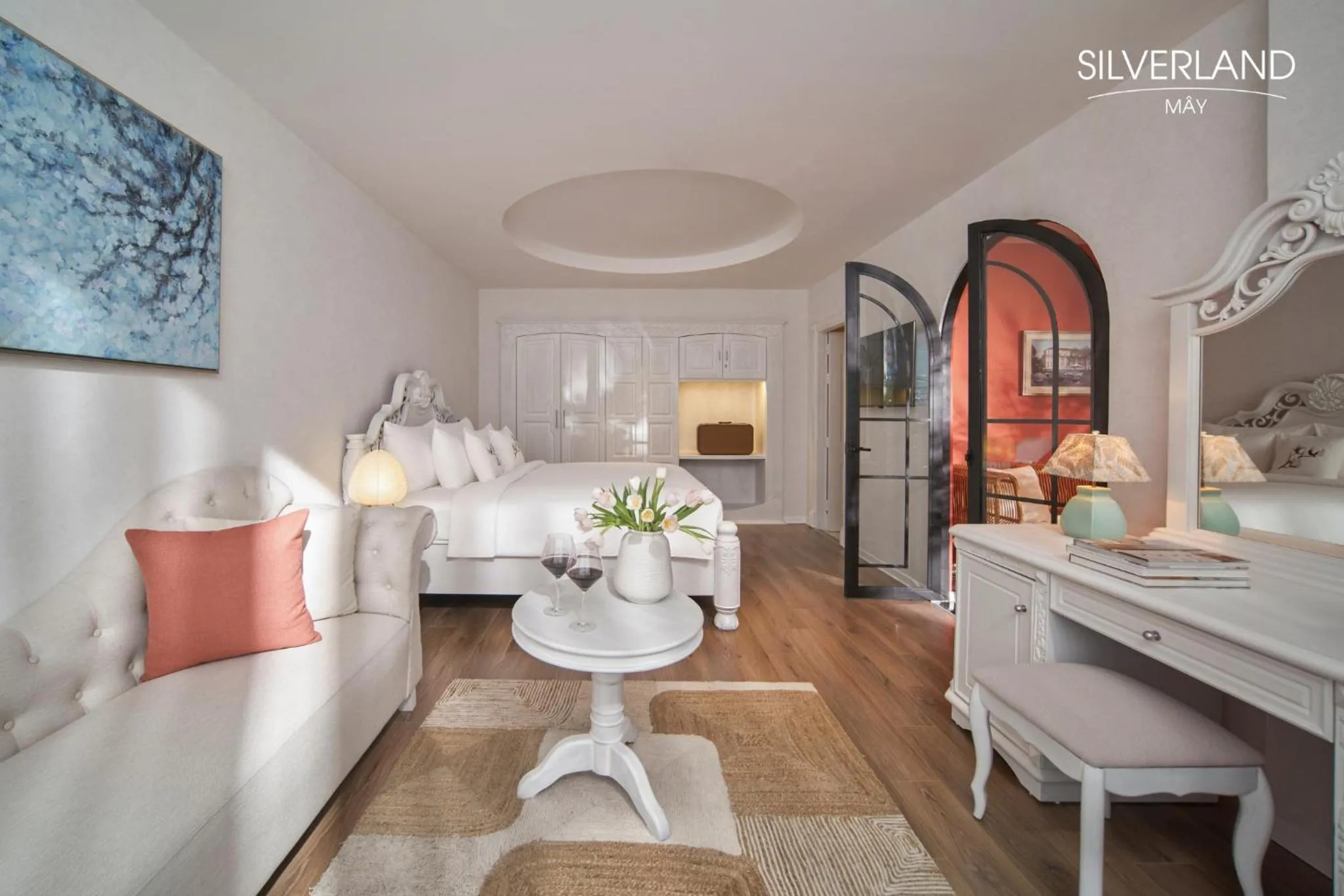 Seating area, Bed in Silverland Mây Hotel