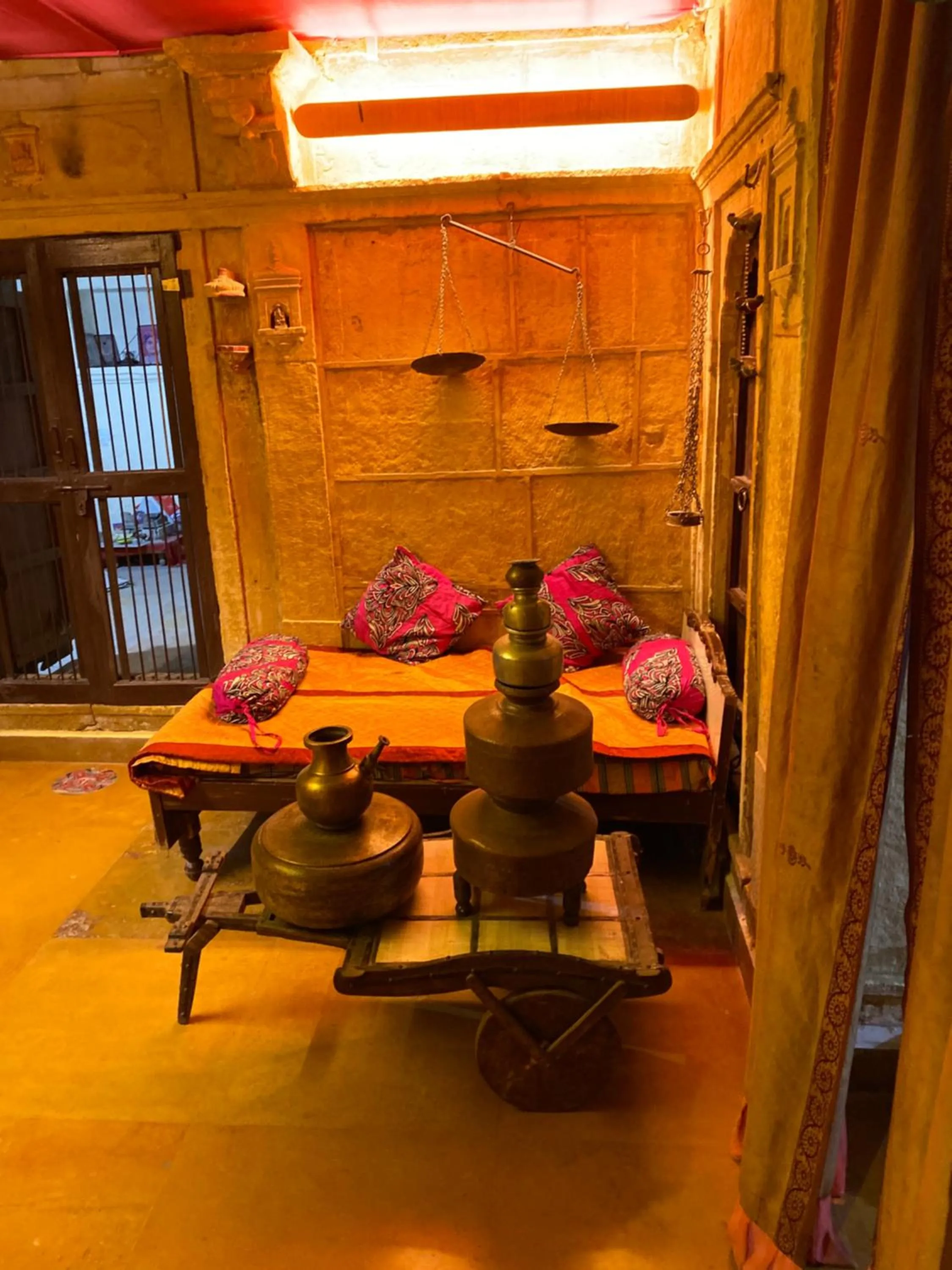 Bed in Desert Haveli Guest House