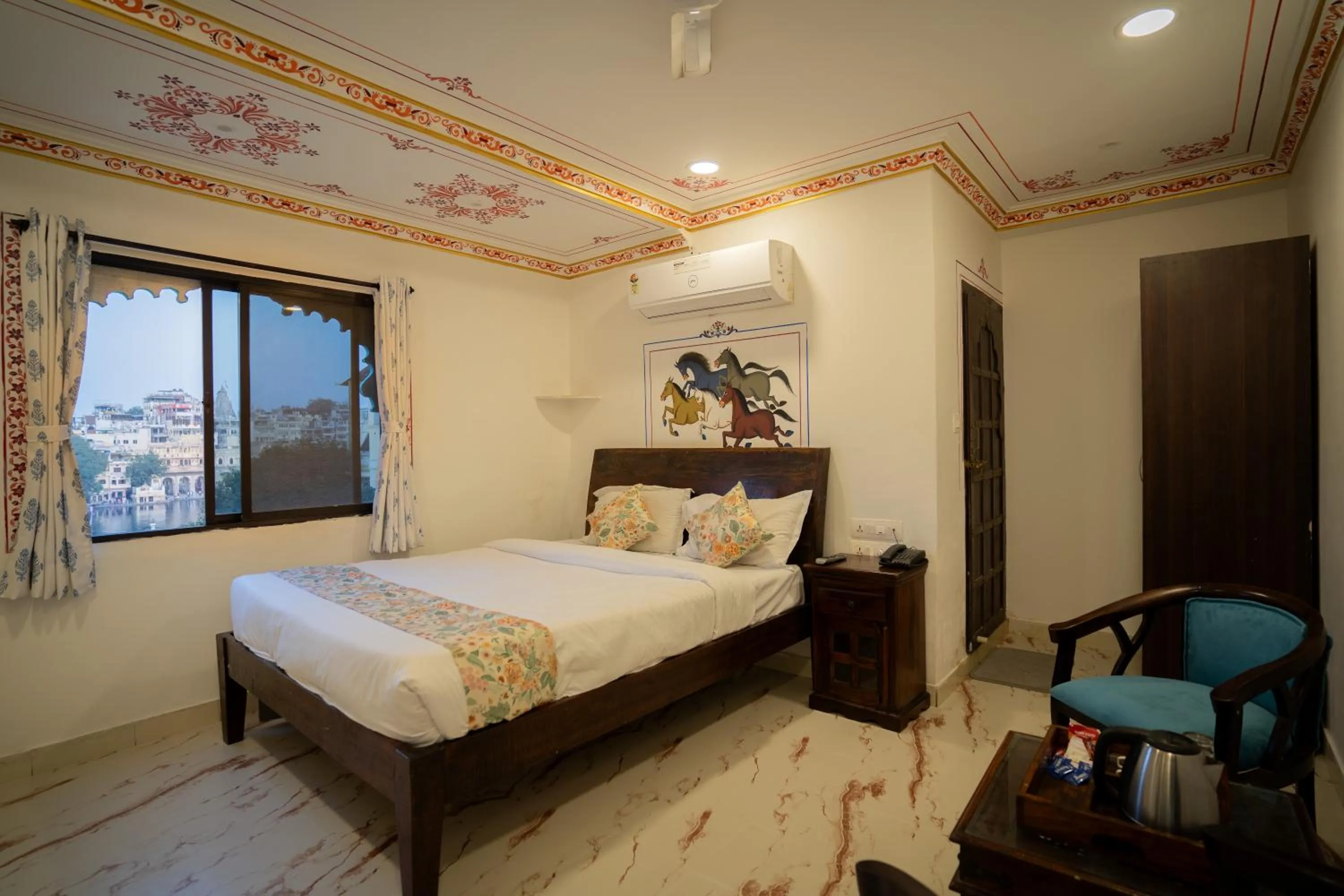 Bed in Storica Stays Panorama Haveli Udaipur
