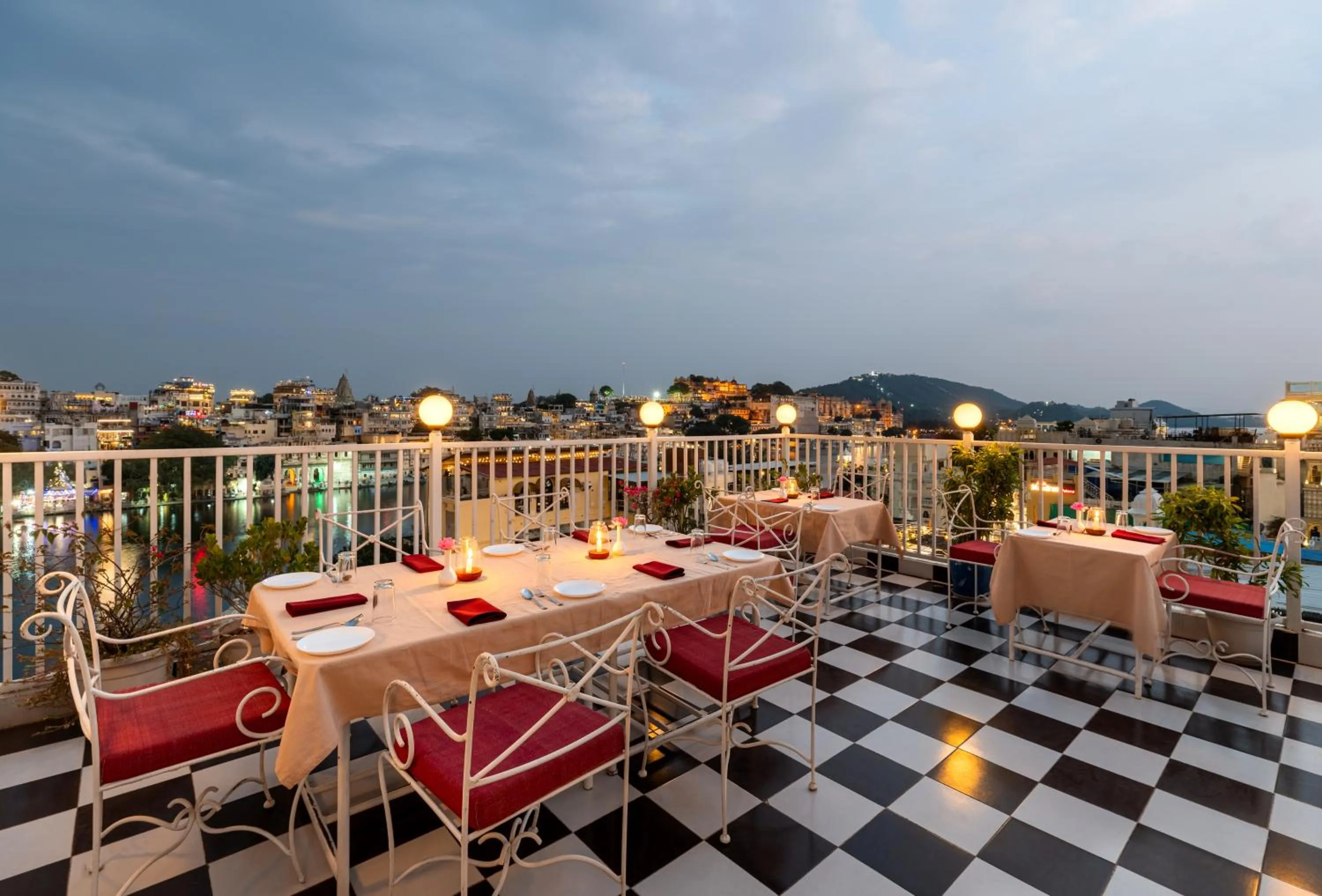 Restaurant/places to eat in Storica Stays Panorama Haveli Udaipur