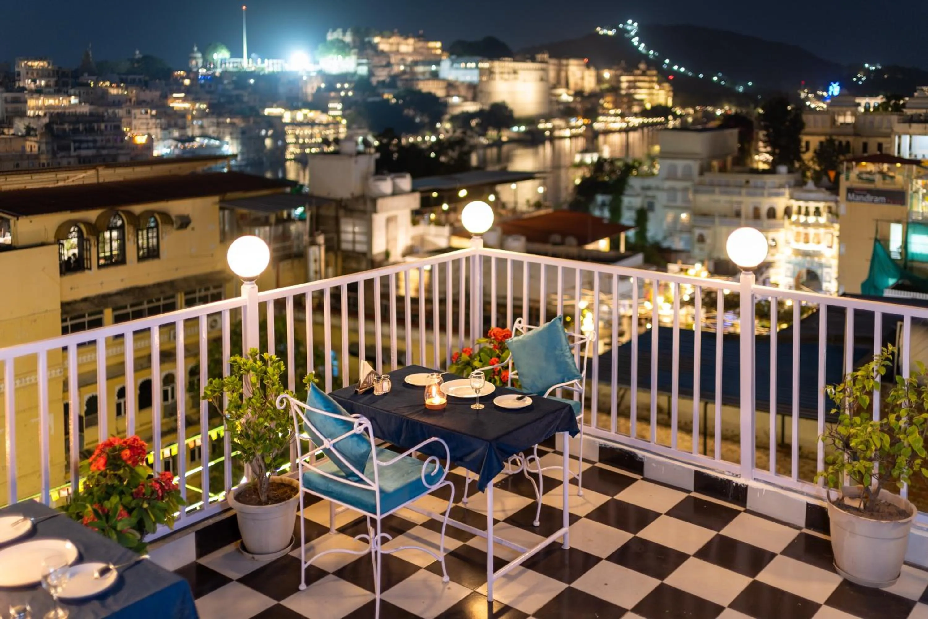 Restaurant/places to eat in Storica Stays Panorama Haveli Udaipur